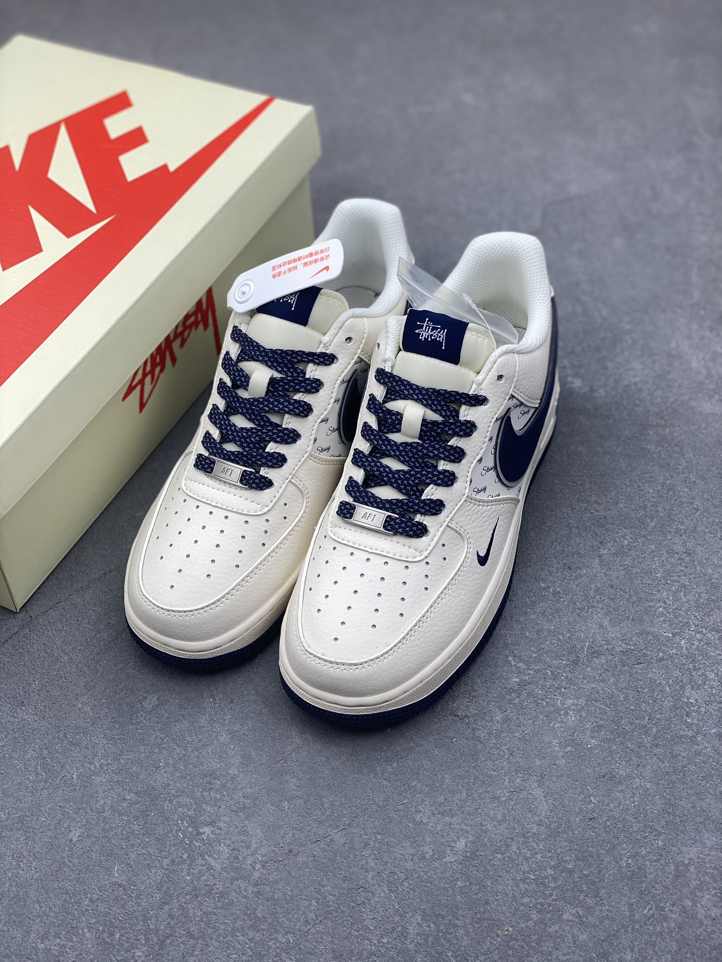 Nike Air Force 1 '07 Low Stussy Deep Blue - Iconic Style, Limited Edition 9 i1734542475 5184 7