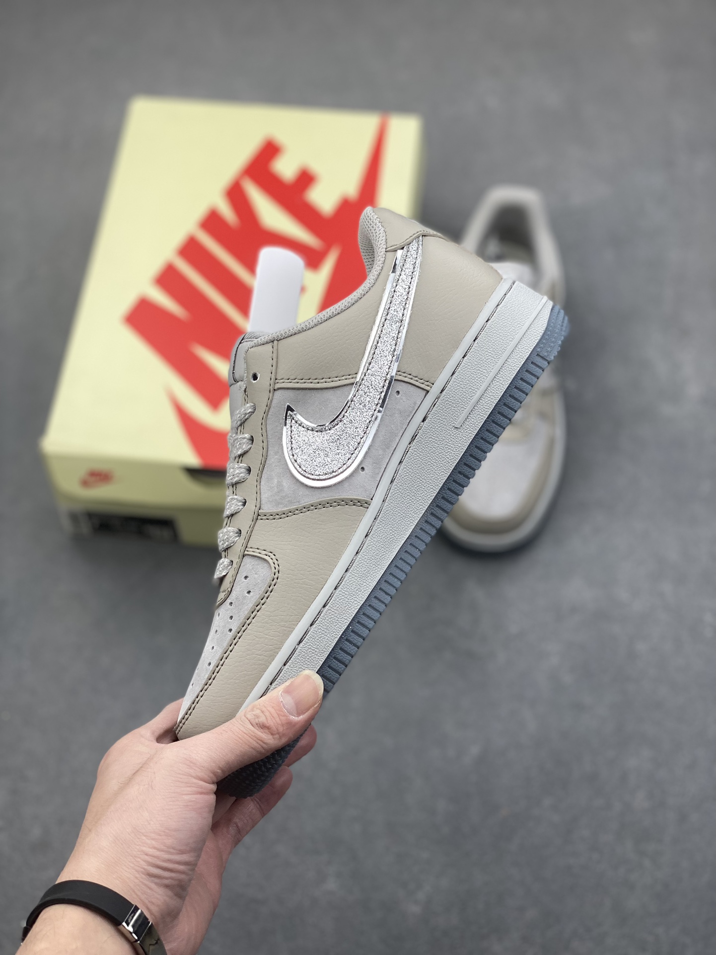 Nike Air Force 1 '07 Low Stussy Collaboration Sneakers - Limited Edition 4 i1734542567 4067 2