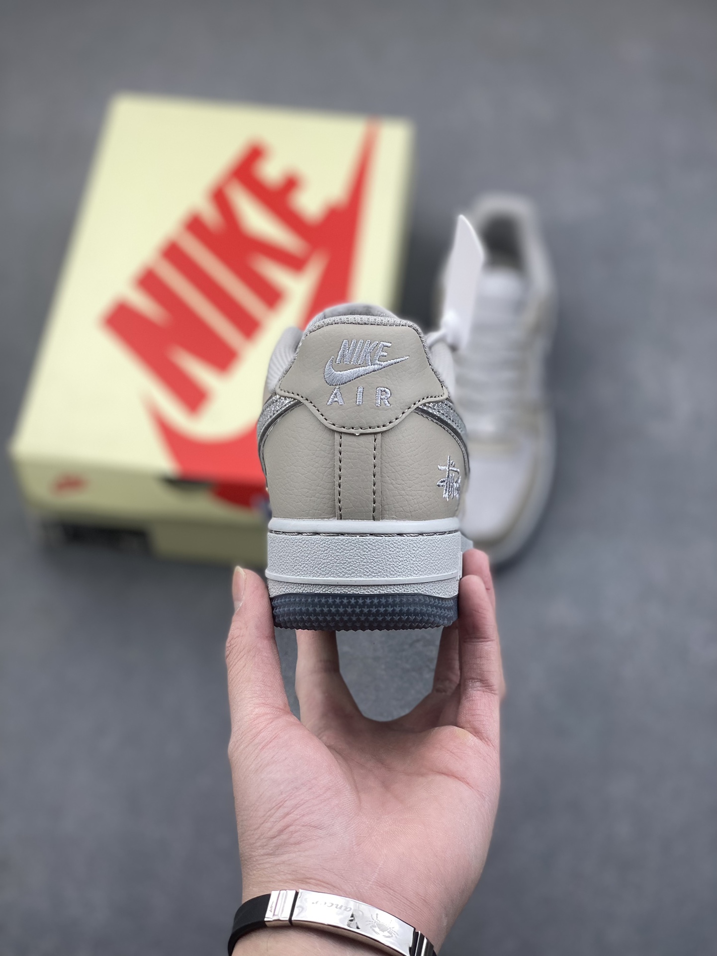 Nike Air Force 1 '07 Low Stussy Collaboration Sneakers - Limited Edition 5 i1734542567 6361 5