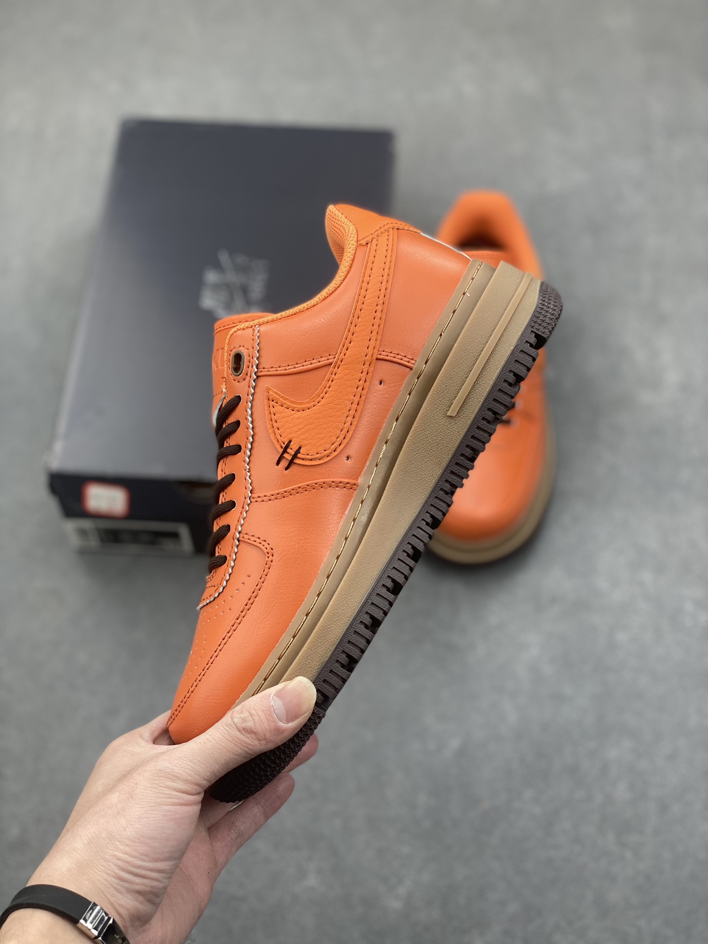 Nike Air Force 1 '07 Low Platform Sneaker - Orange/Brown. Sizes 36-45 4 i1734542653 5791 7