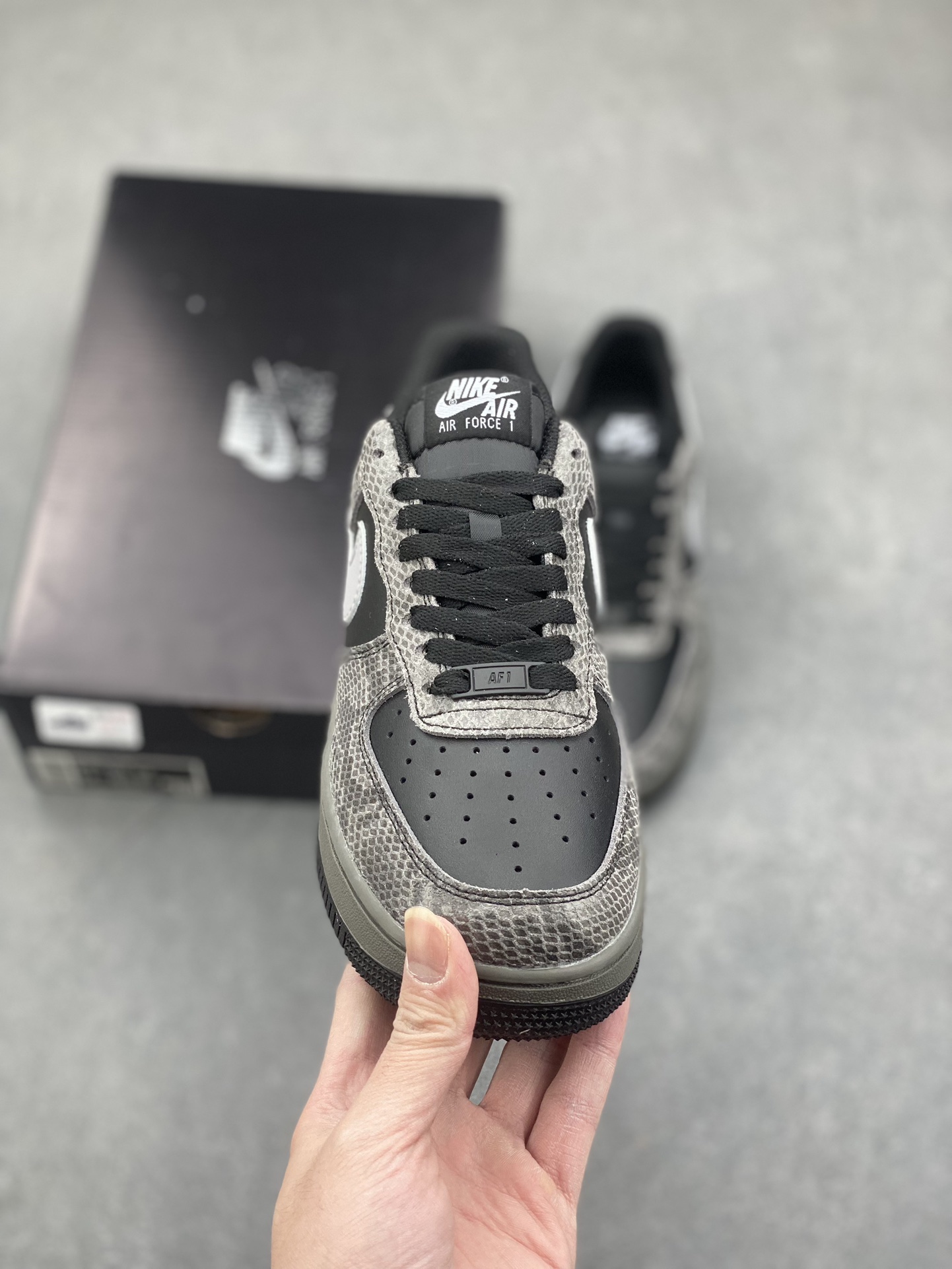 Nike Air Force 1 '07 Low Black/Grey Snake Print Casual Sneakers 3 i1734542906 8036 1