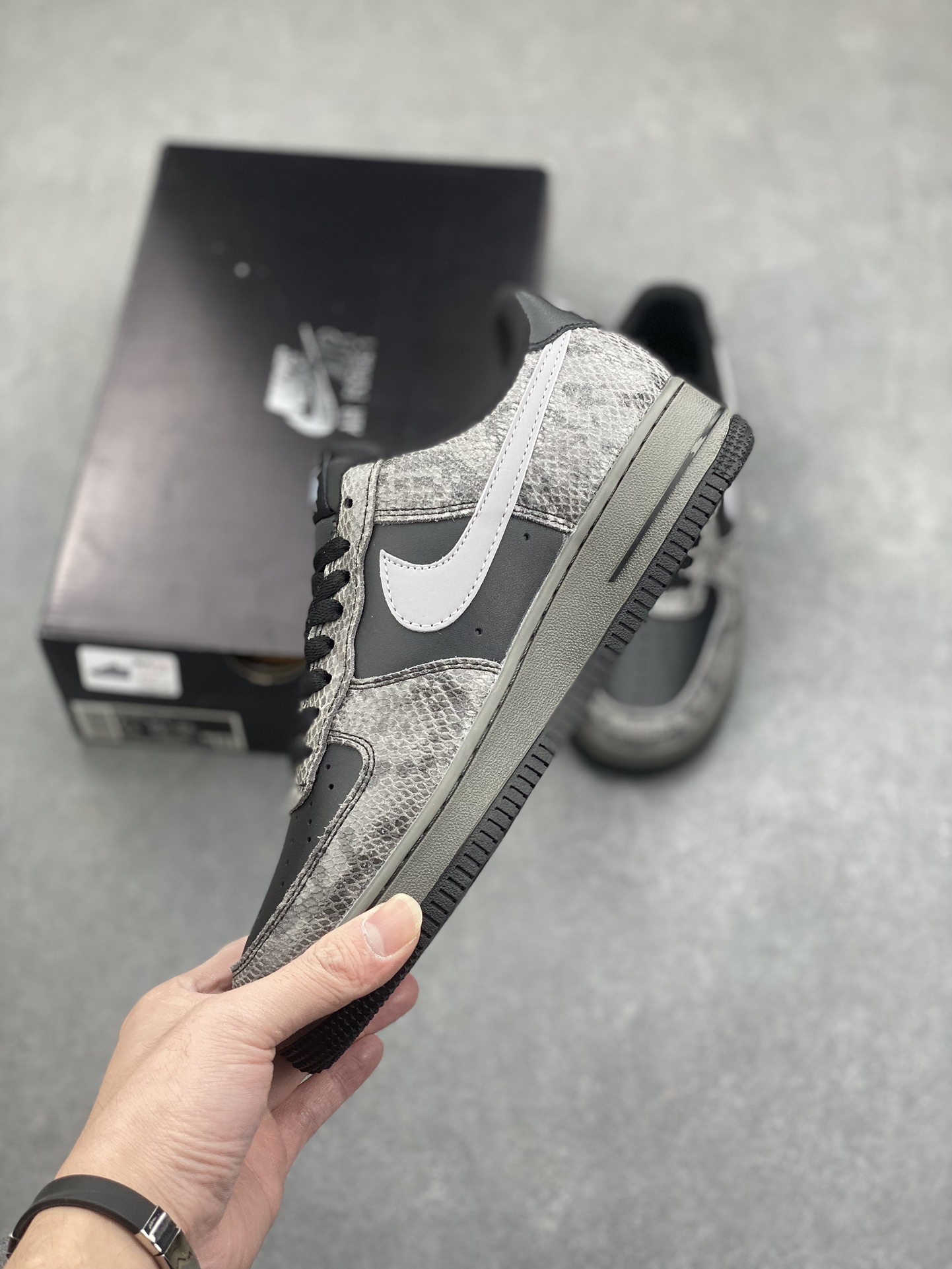 Nike Air Force 1 '07 Low Black/Grey Snake Print Casual Sneakers 4 i1734542906 8227 0