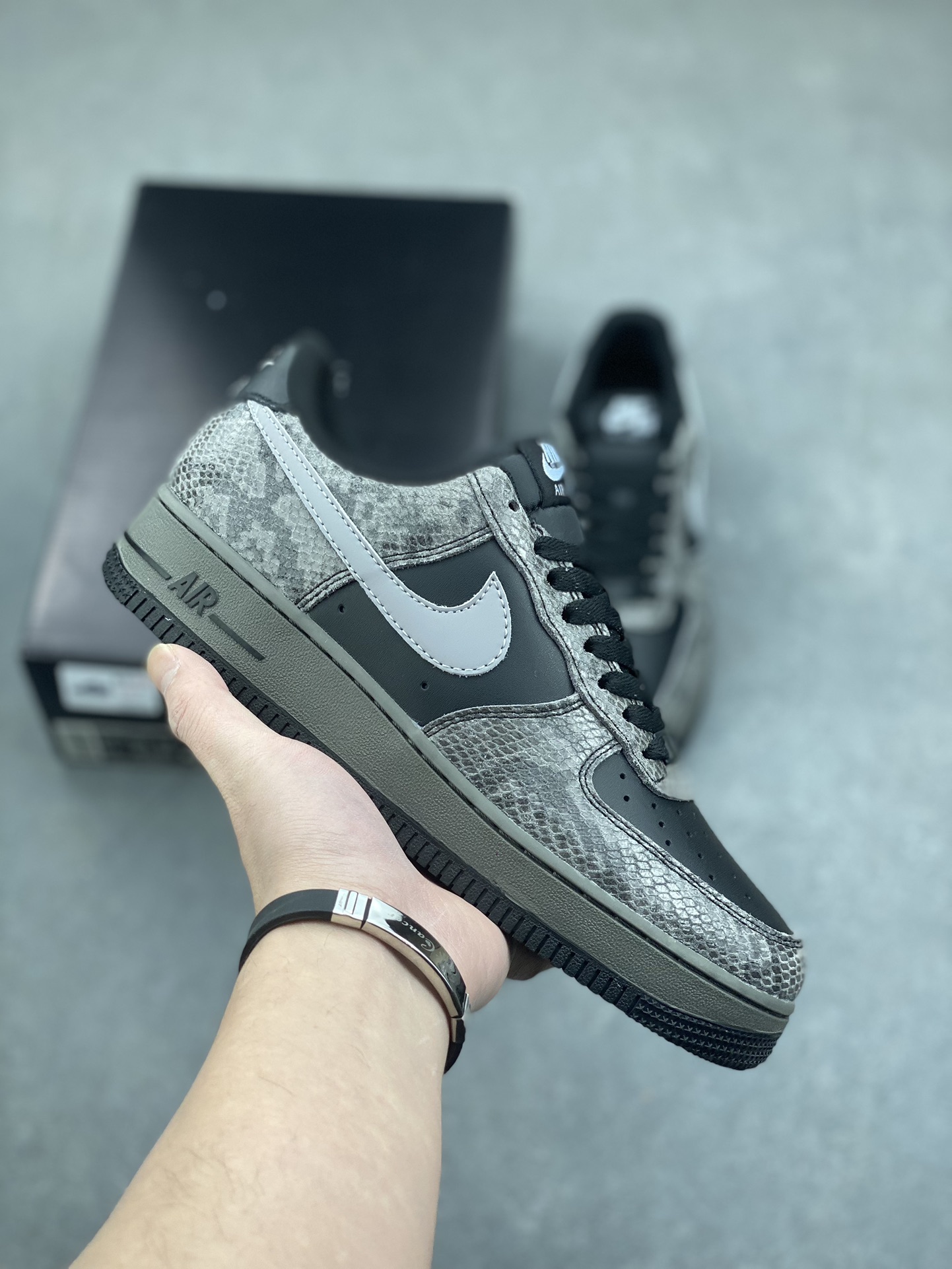 Nike Air Force 1 '07 Low Black/Grey Snake Print Casual Sneakers 2 i1734542906 966 6