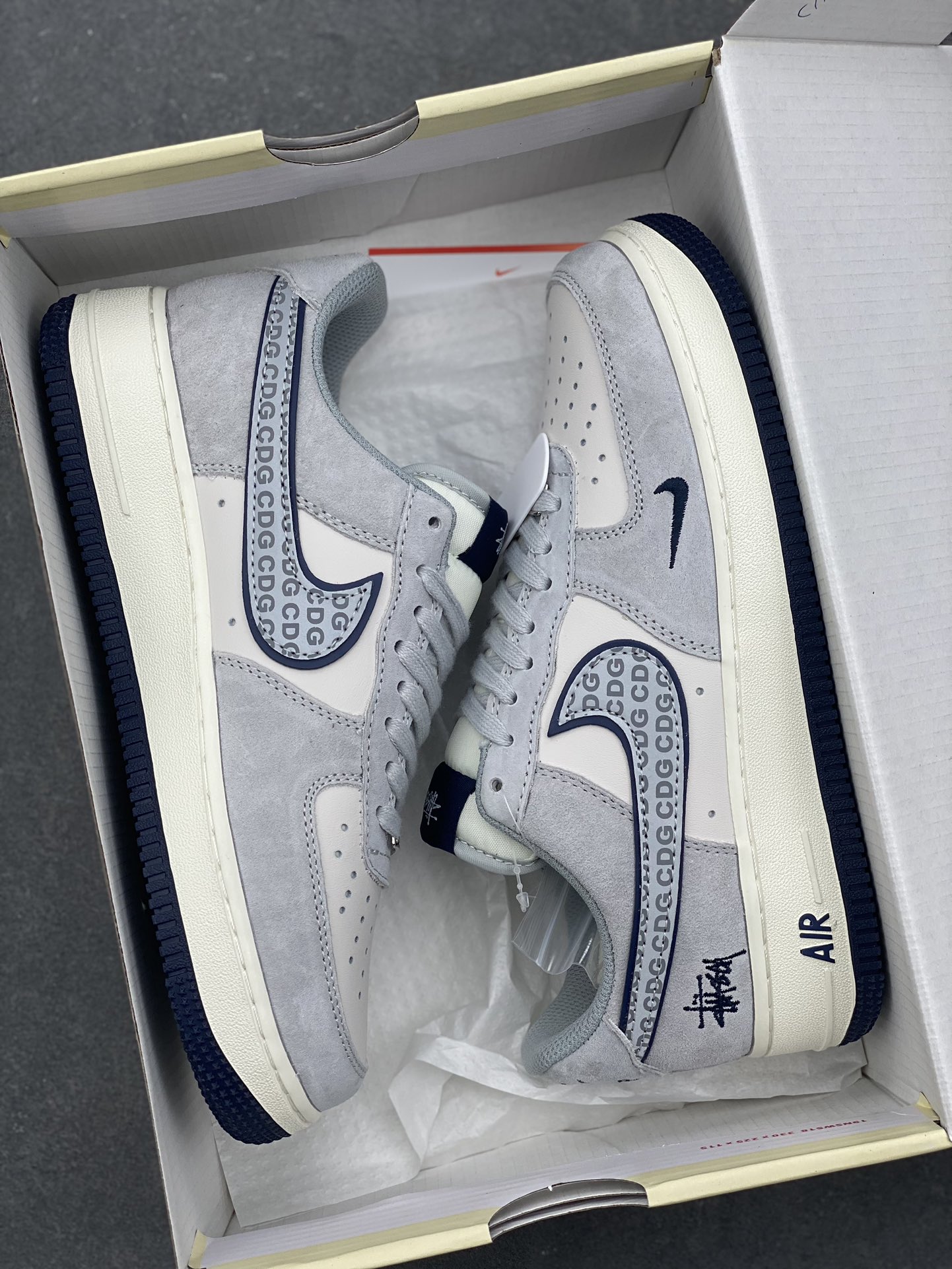 Nike Air Force 1 '07 Low Stussy CDG Collaboration Sneakers 10 i1734625939 2143 6