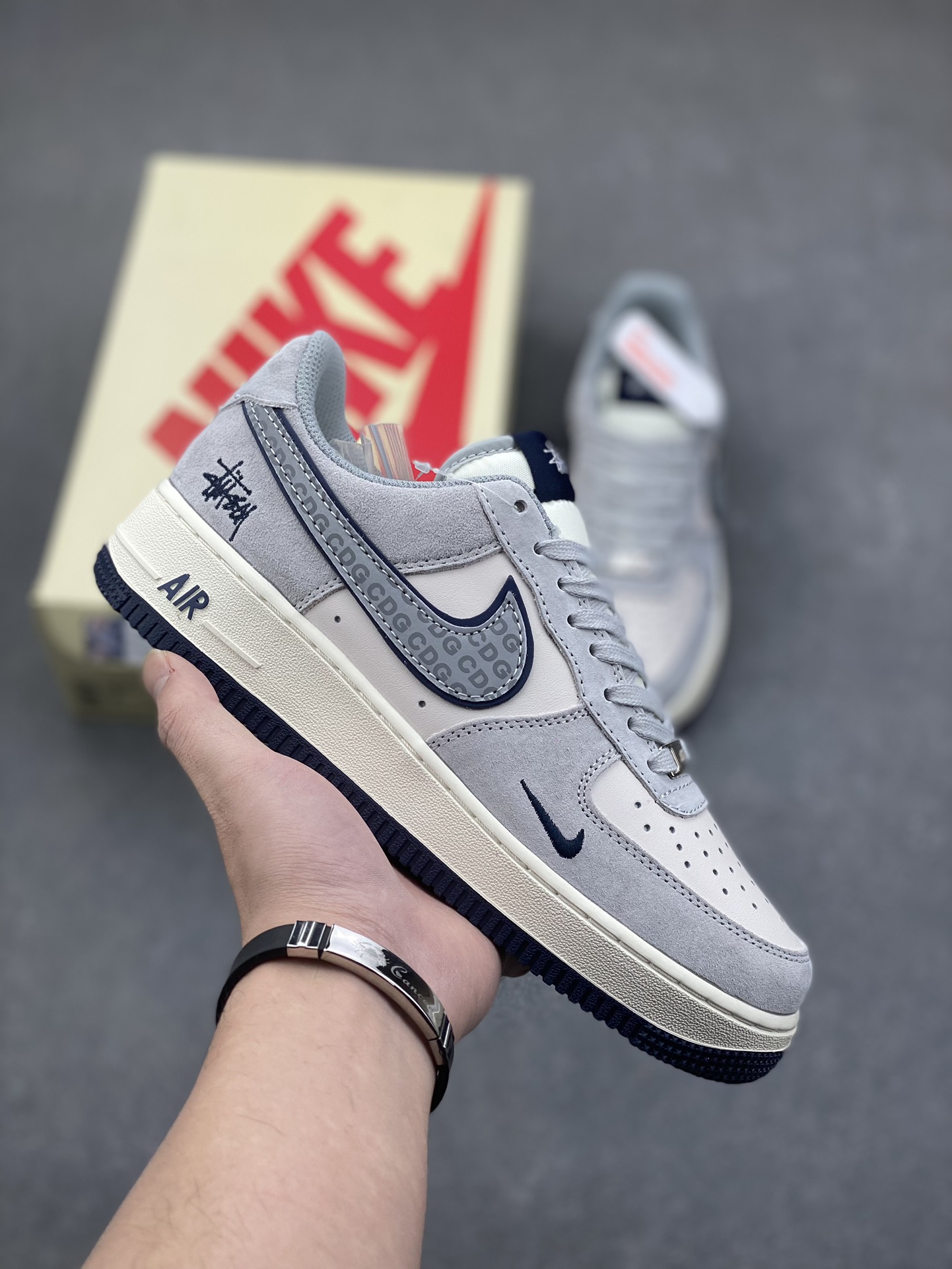 Nike Air Force 1 '07 Low Stussy CDG Collaboration Sneakers 2 i1734625940 5837 7