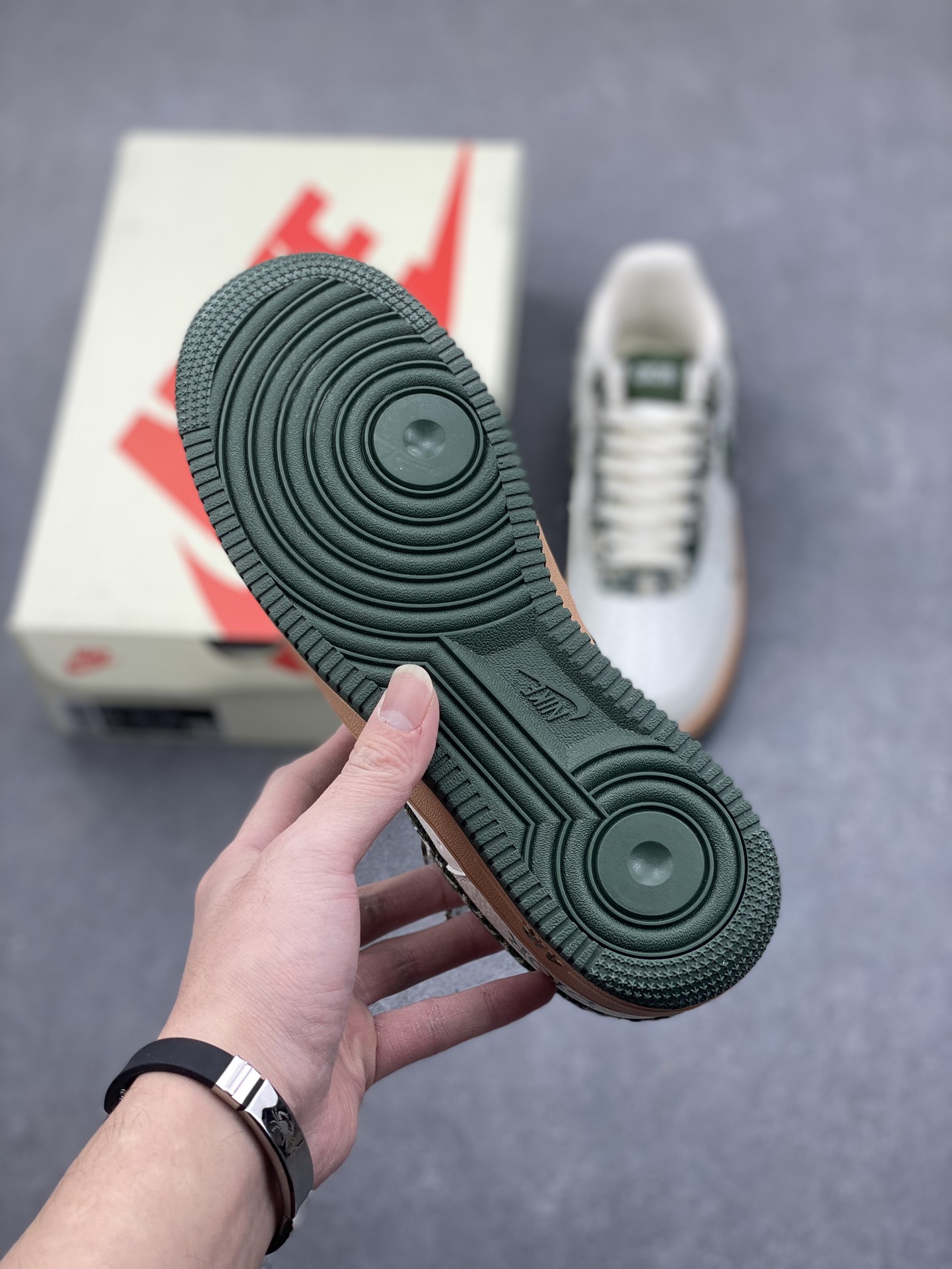 Nike Air Force 1 '07 Low Dior Collab Sneakers - Green Pattern Accents 7 i1734626292 9600 3