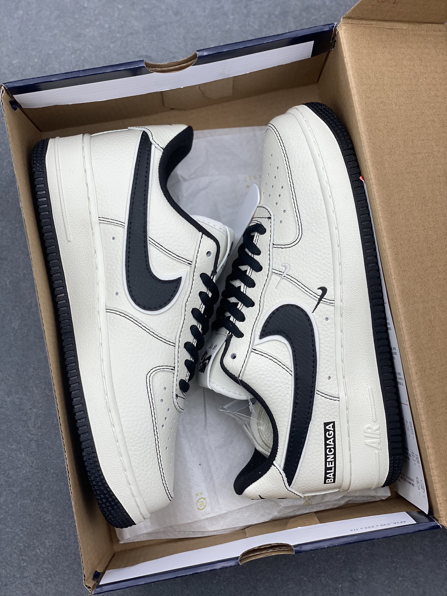 Balenciaga x Nike Air Force 1 '07 Low Cream Black Sneakers 10 i1734626377 4391 8