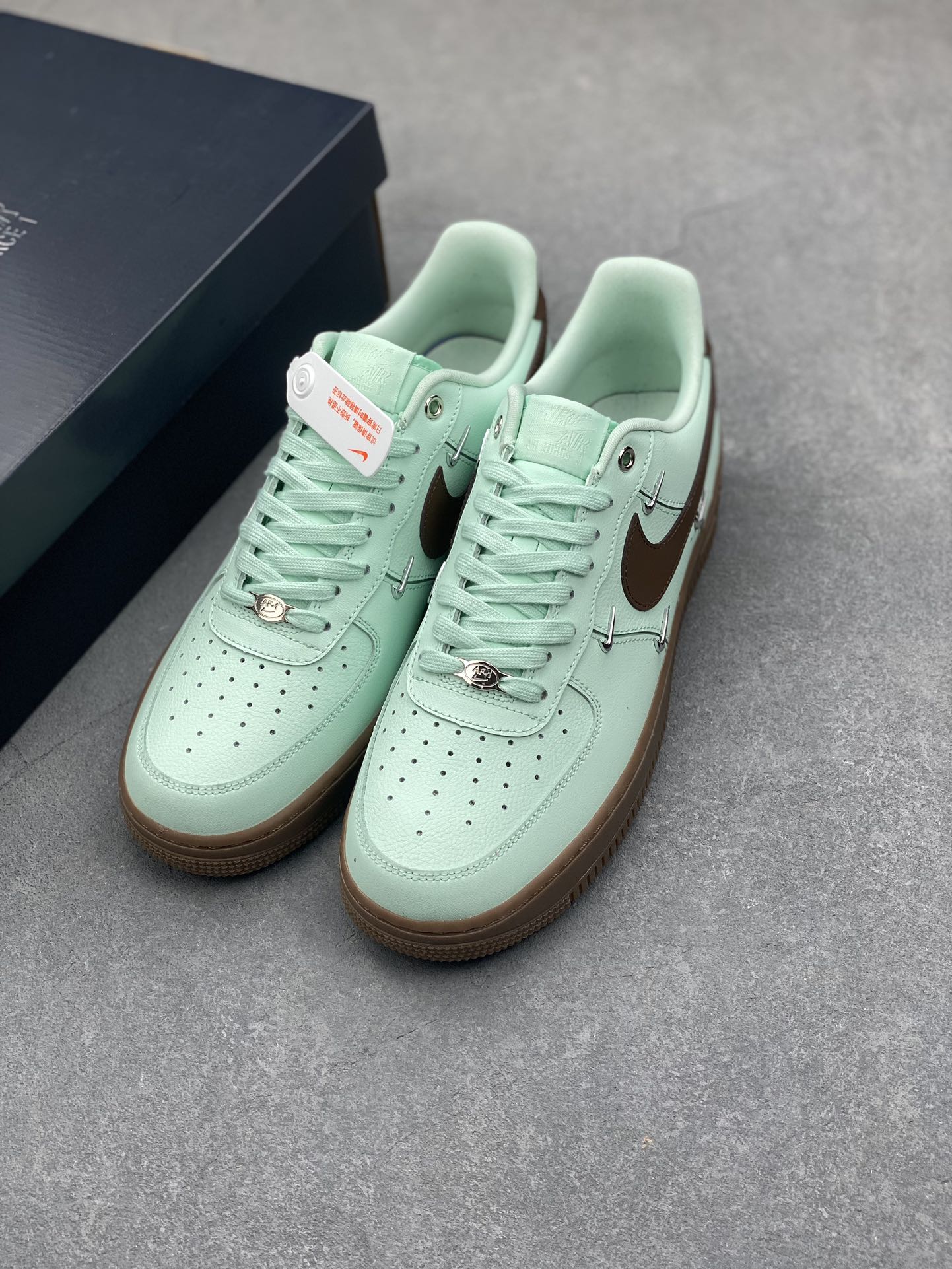 Nike Air Force 1 '07 Low Mint Foam/Cocoa Casual Shoes IB8894-329 9 i1734626637 2793 0