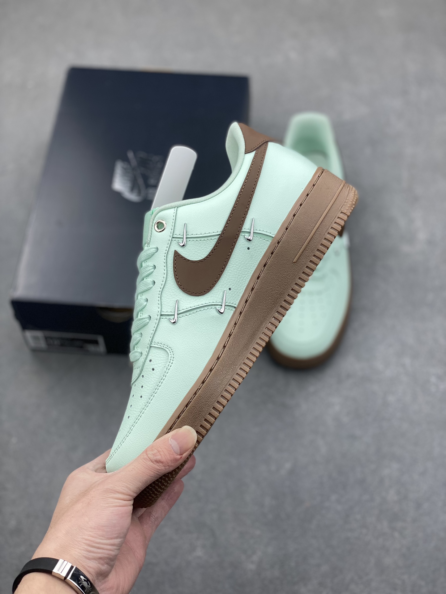 Nike Air Force 1 '07 Low Mint Foam/Cocoa Casual Shoes IB8894-329 4 i1734626638 8627 7