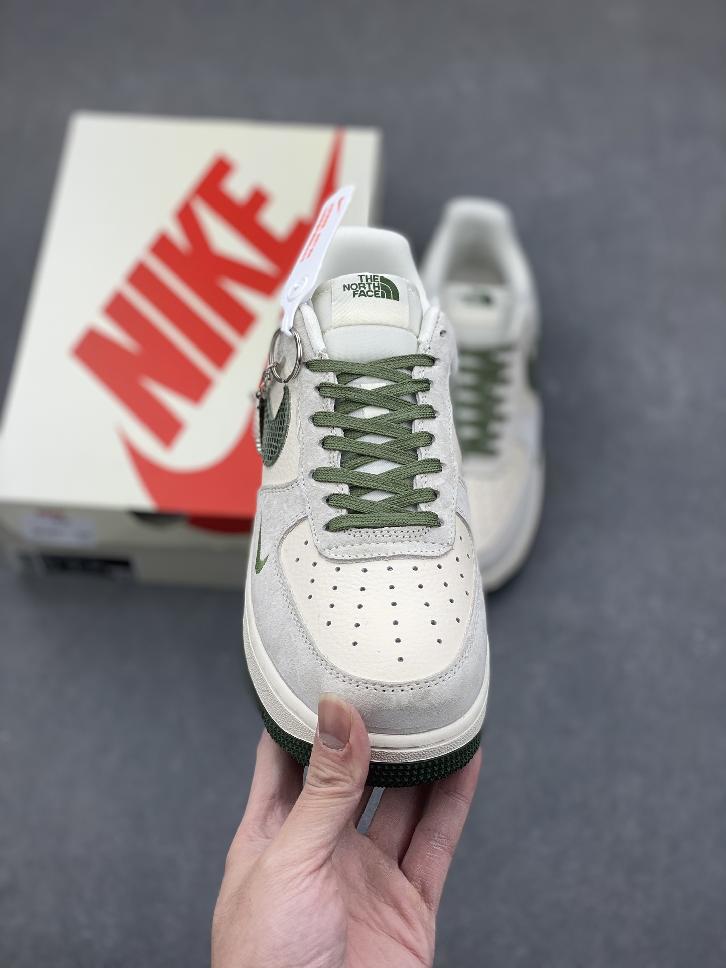 Nike Air Force 1 Low '07 x The North Face White Green Shoes 3 i1734809180 7199 0