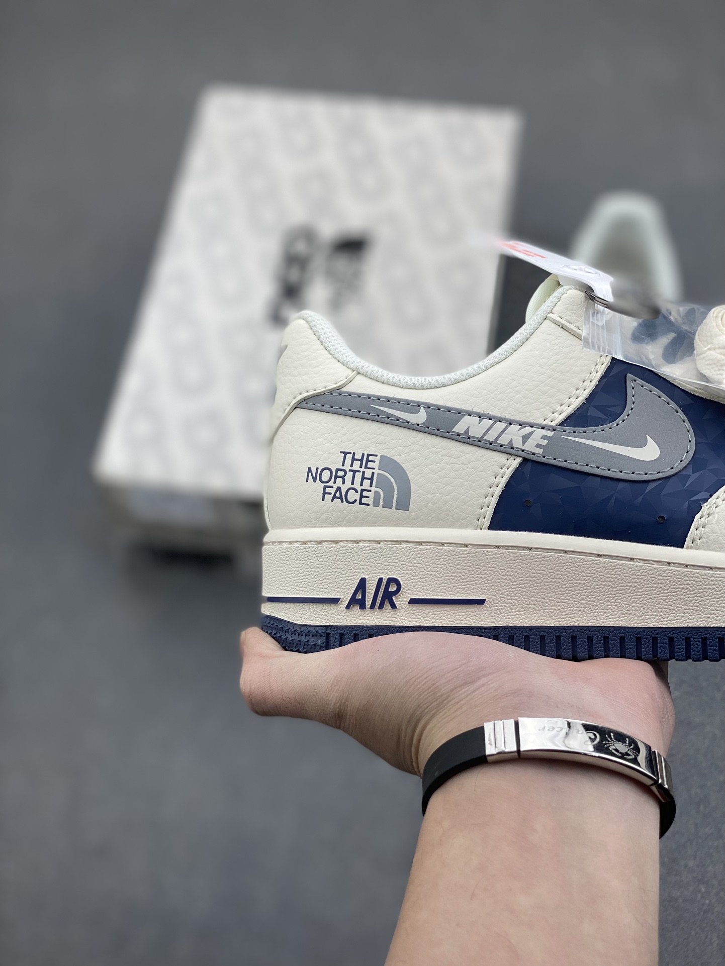 Nike Air Force 1 Low x The North Face White Blue DM6688-001 Sneakers 6 i1734809231 4892 2