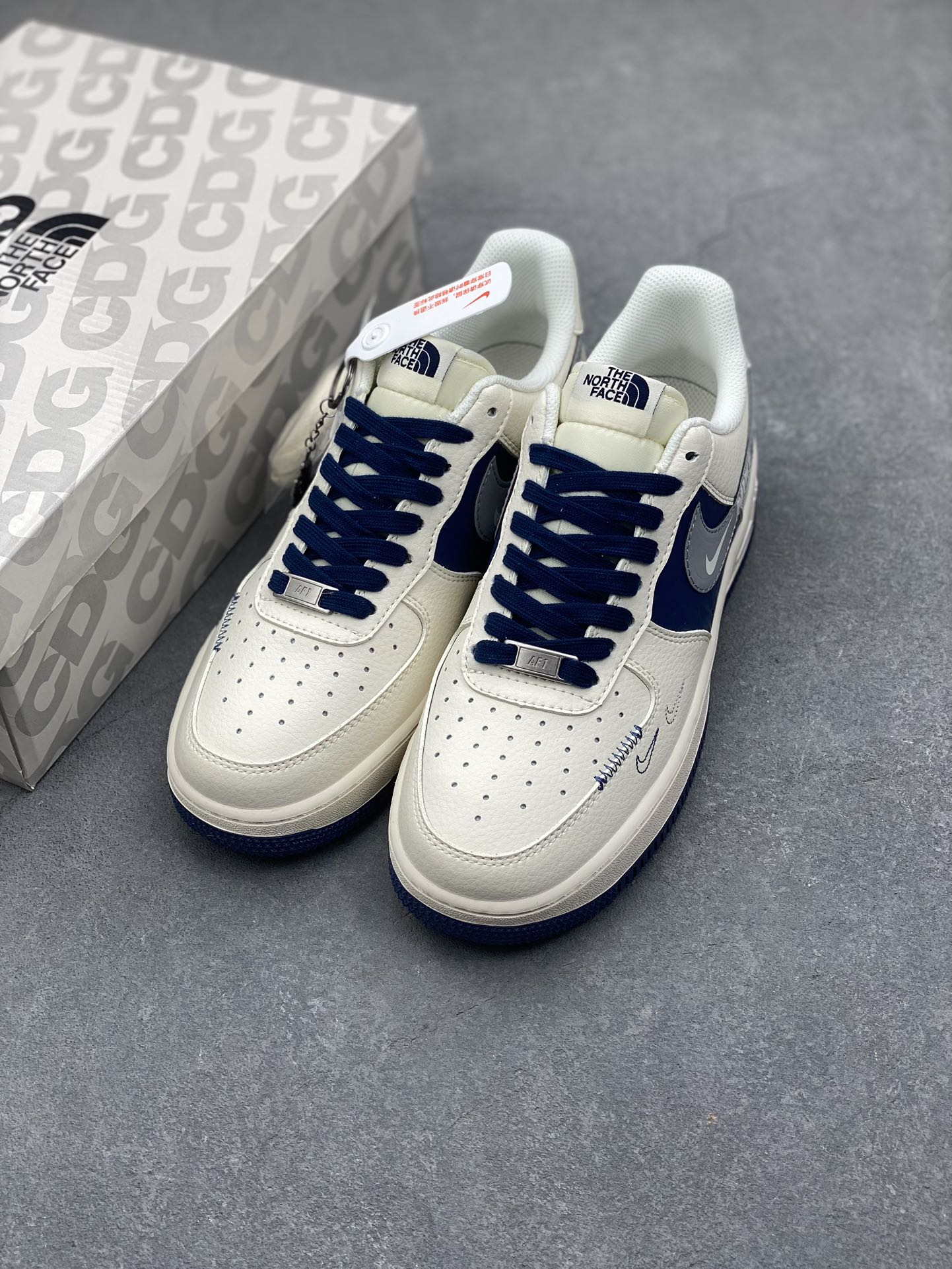 Nike Air Force 1 Low x The North Face White Blue DM6688-001 Sneakers 9 i1734809232 2354 7
