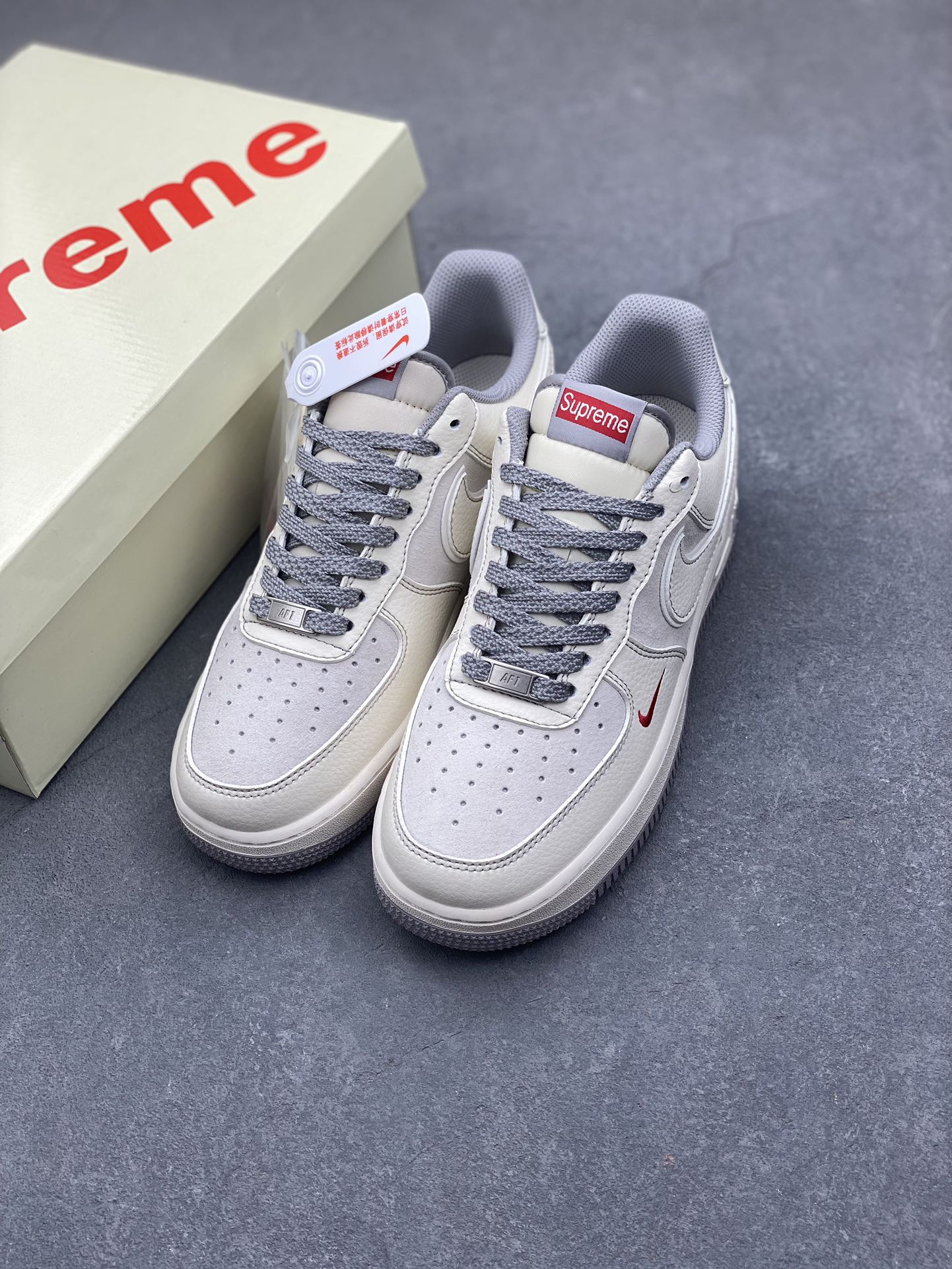 Nike Air Force 1 Low 07 x Supreme White Grey Red Shoes 9 i1734809266 6511 7