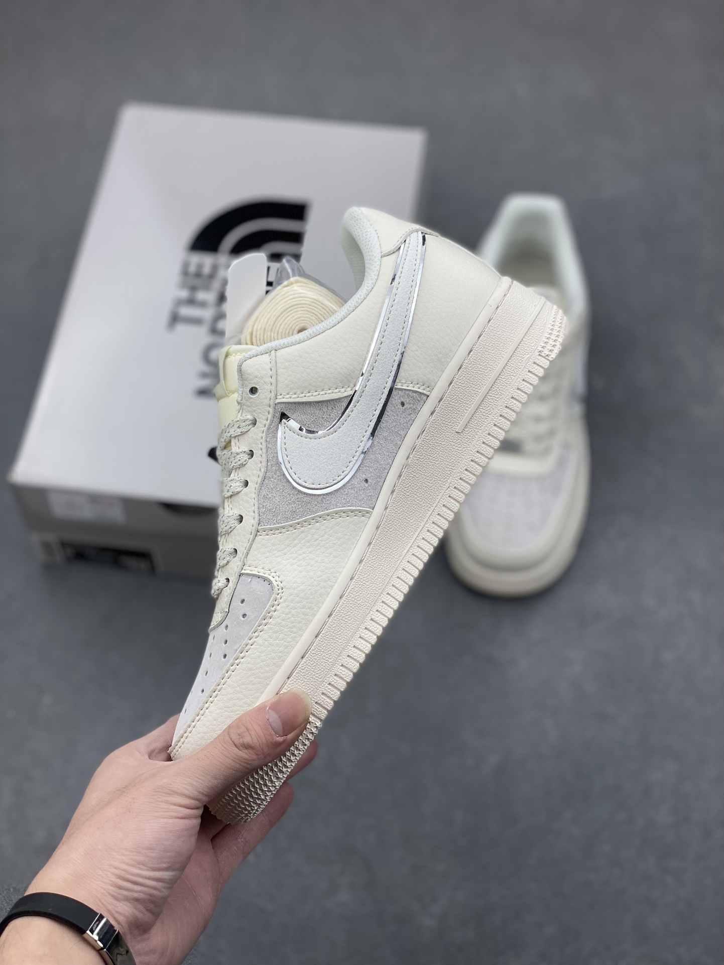 Nike Air Force 1 Low '07 x The North Face White Grey Sneaker 4 i1734809307 26 2