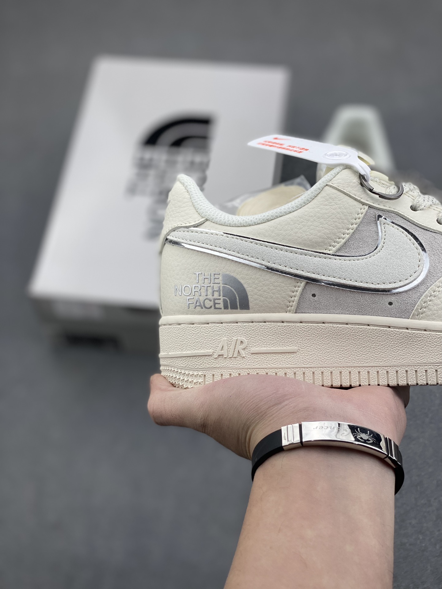 Nike Air Force 1 Low '07 x The North Face White Grey Sneaker 6 i1734809307 8745 1