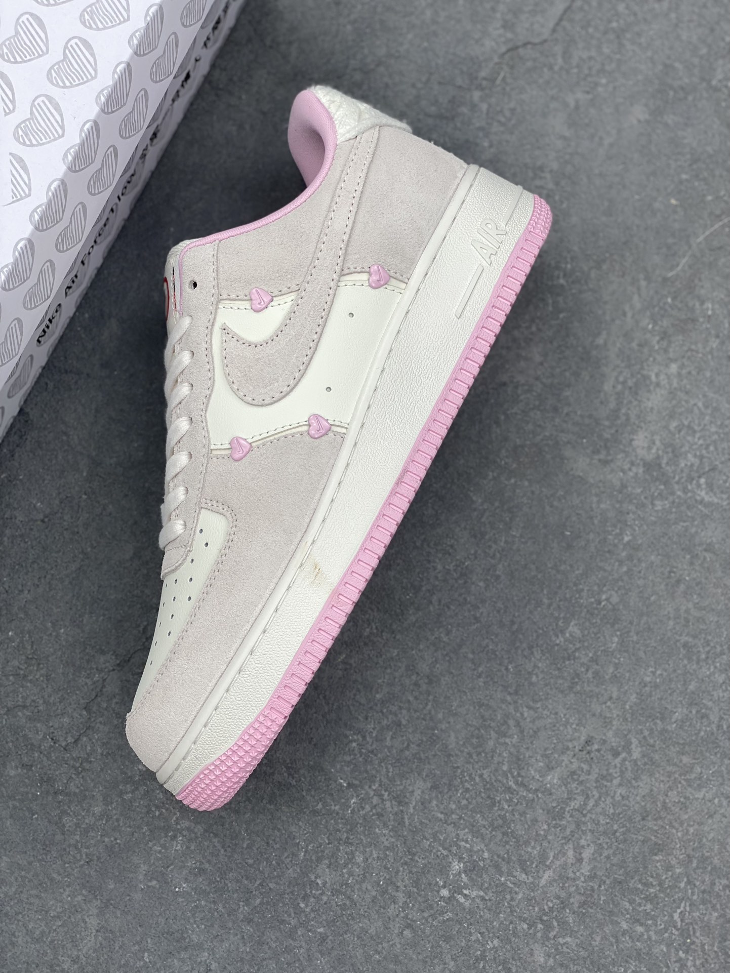Nike Air Force 1 '07 Low Casual Sneaker - Pink/White, All-Day Comfort 8 i1734809367 462 2