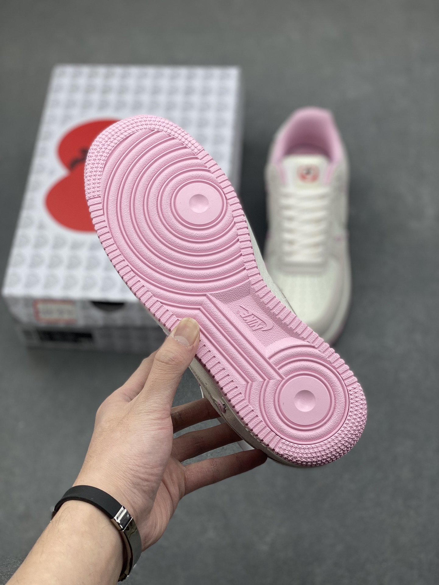 Nike Air Force 1 '07 Low Casual Sneaker - Pink/White, All-Day Comfort 7 i1734809367 7628 8