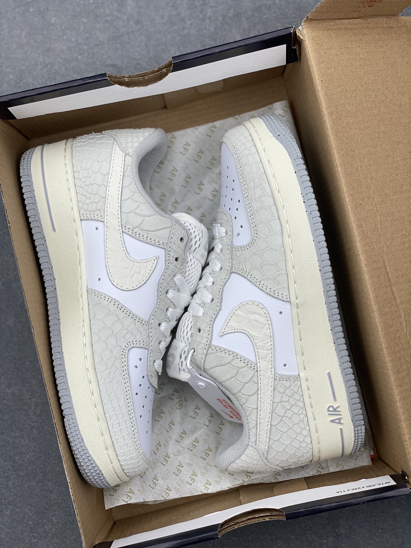 Nike Air Force 1 '07 Low Casual Sneakers - Versatile, Comfortable, Stylish 10 i1734809429 4566 6
