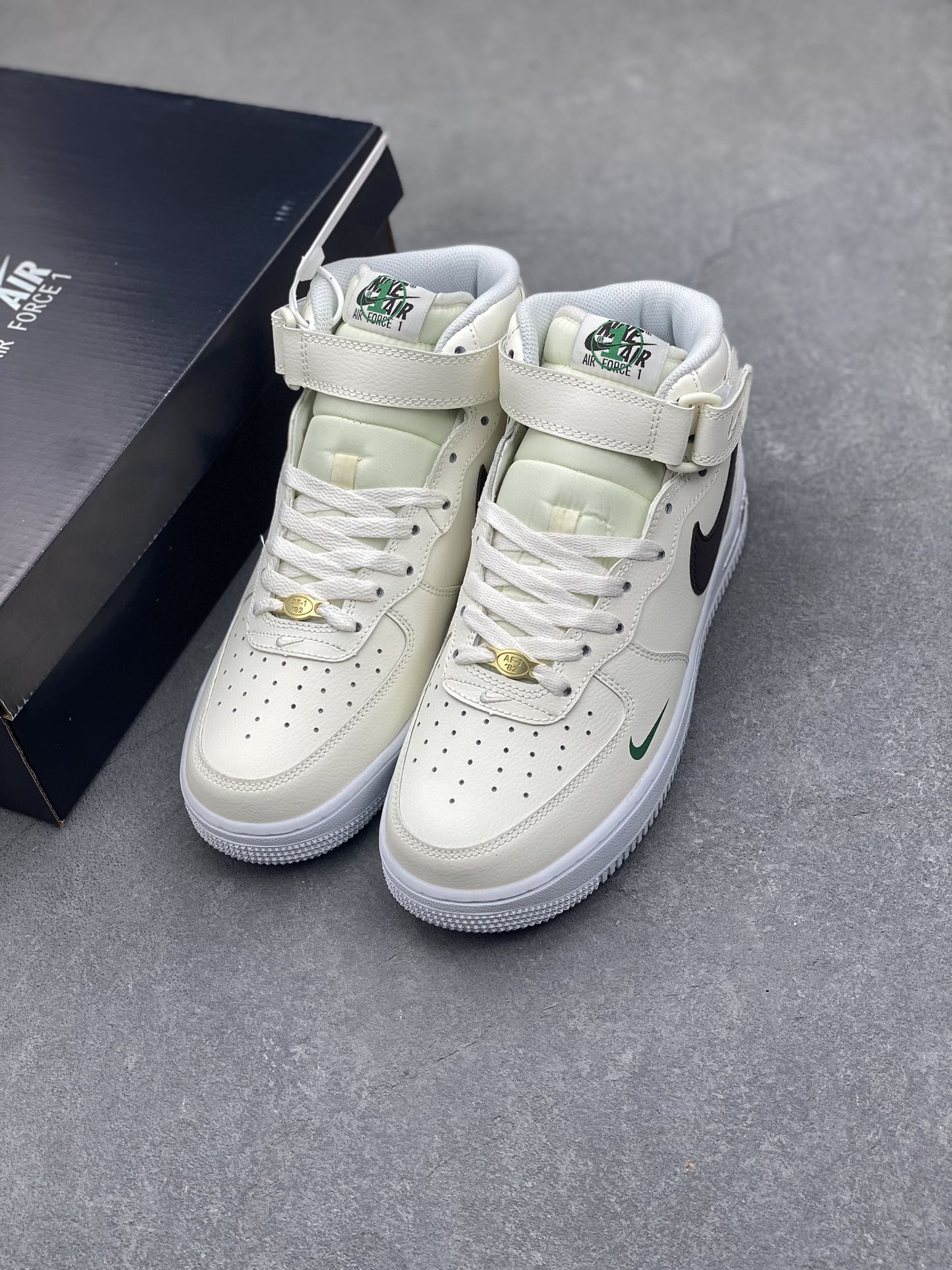 NK Air Force 1 Sneakers - Iconic Style & Premium Comfort 9 i1734809468 4047 1