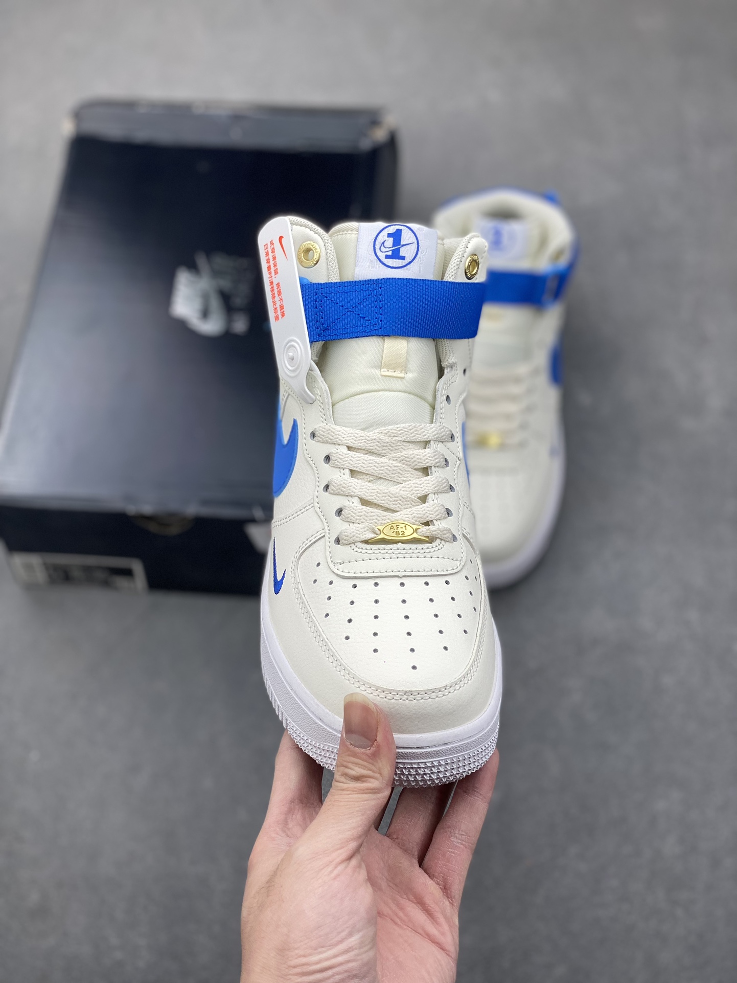 Nike Air Force 1 High-Top Sneakers - Cream/Blue - DQ7584-100 3 i1734809523 5194 5