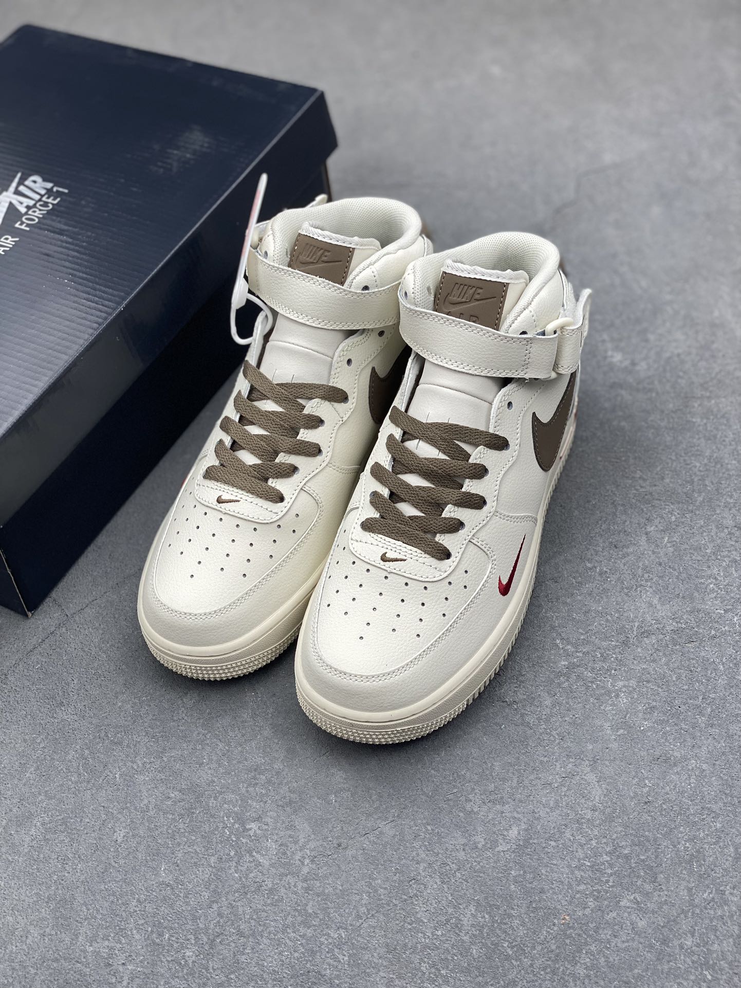 Nike Air Force 1 High-Top Sneaker, Ivory/Brown, Men's Fashionable Shoe 9 i1734809565 4904 6