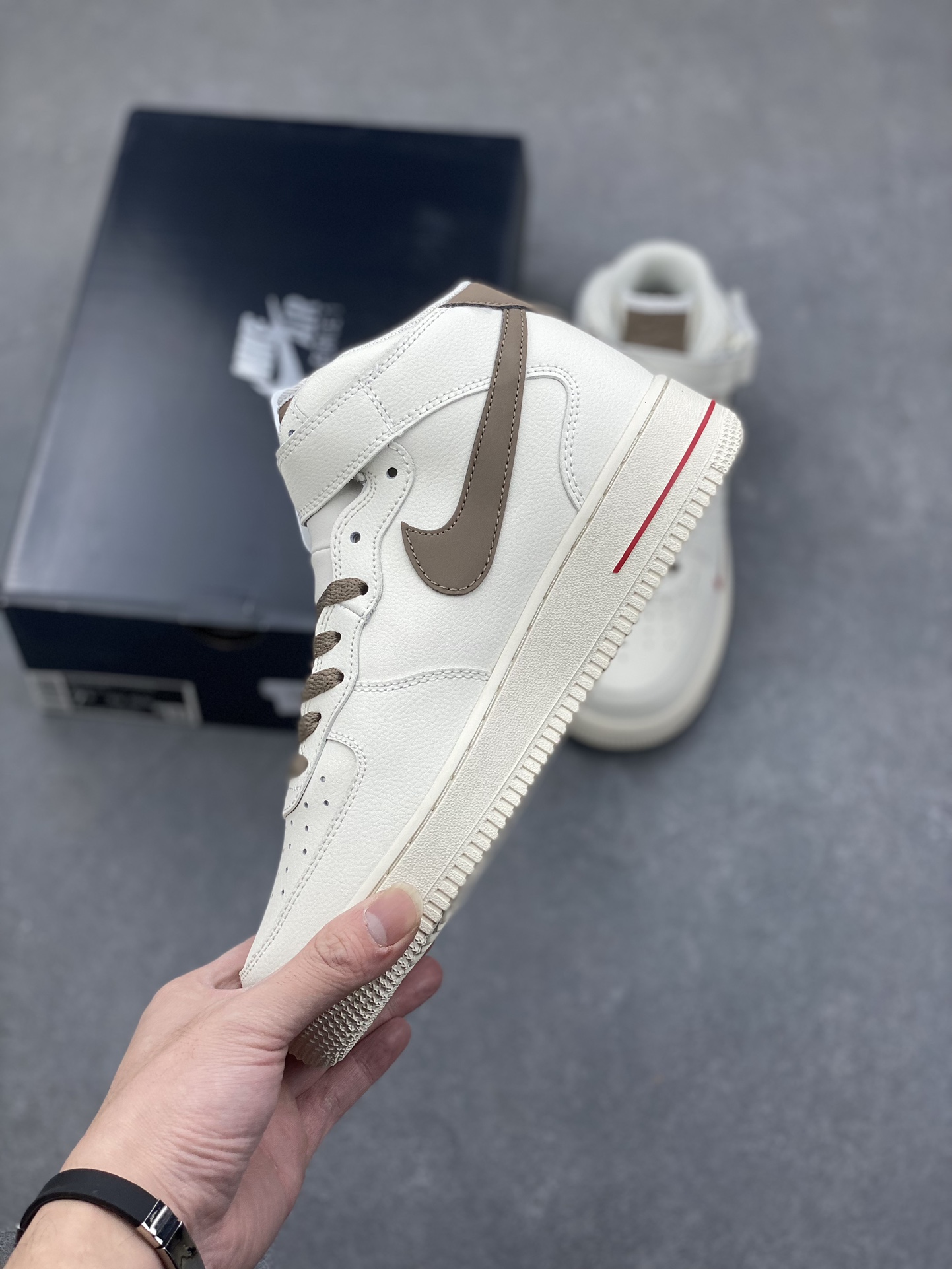 Nike Air Force 1 High-Top Sneaker, Ivory/Brown, Men's Fashionable Shoe 4 i1734809565 9582 7