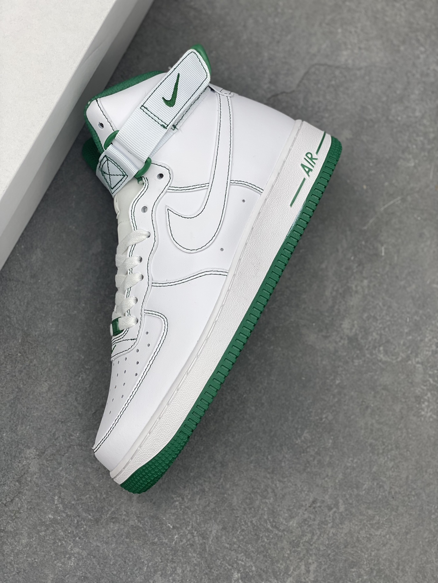 NK Air Force 1 High-Top Sneakers - White/Green Accents 8 i1734809613 6968 2