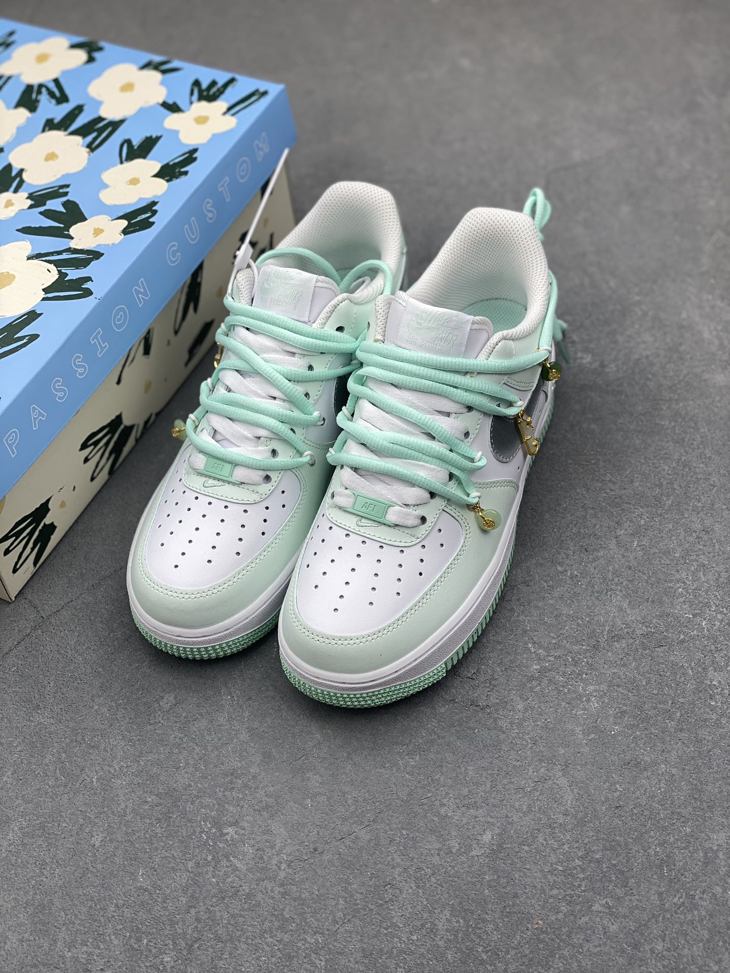 Nike Air Force 1 Low Mint Custom Sneakers With Metal Accessories 9 i1734938550 6547 7