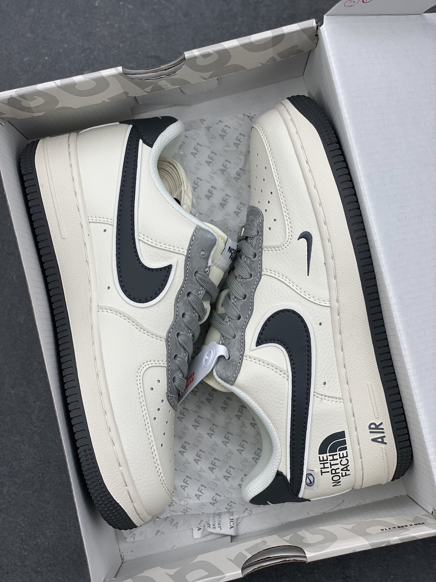 Nike Air Force 1 '07 Low The North Face Collab Sneakers 10 i1734973941 222 8