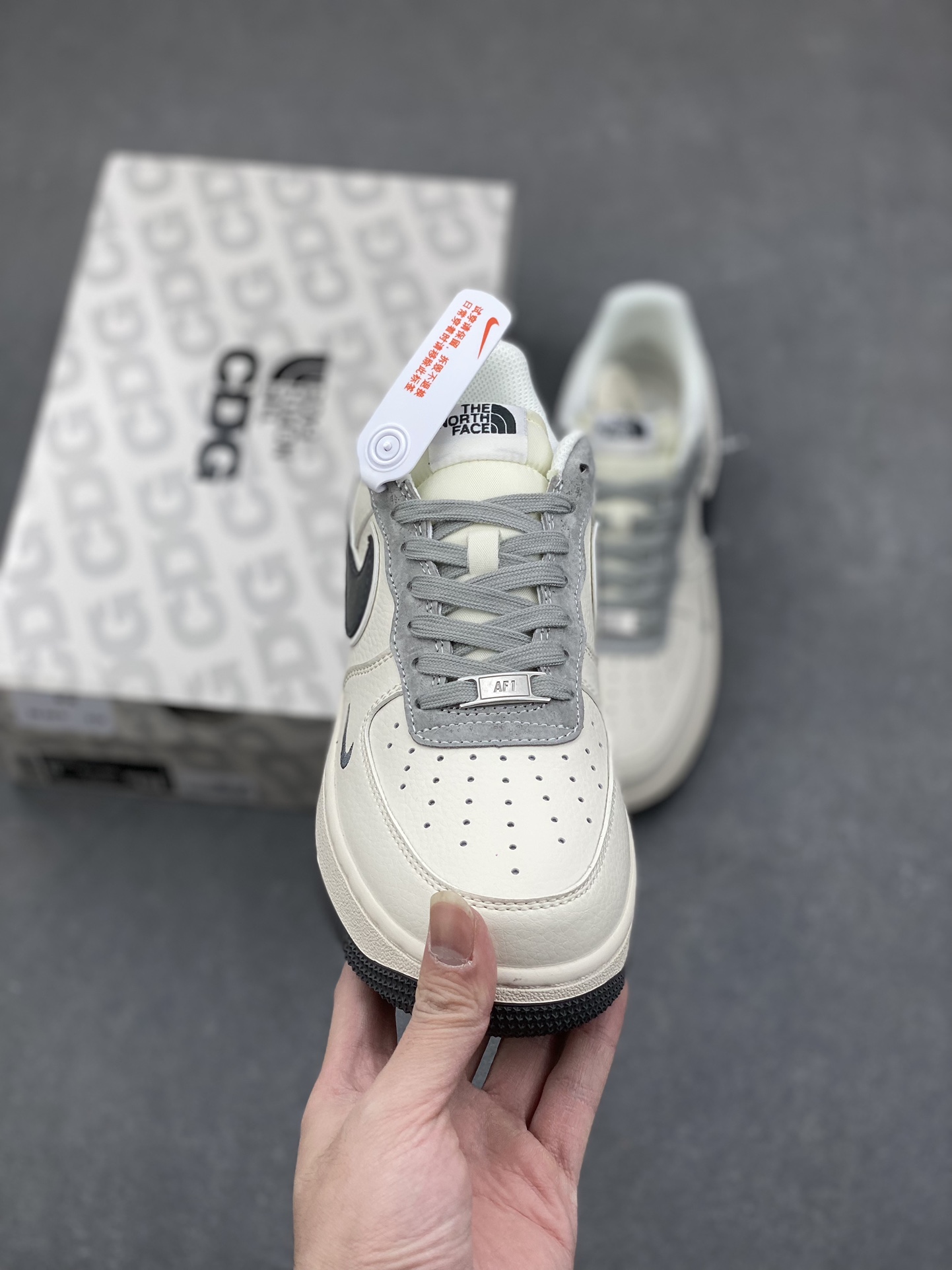Nike Air Force 1 '07 Low The North Face Collab Sneakers 3 i1734973941 5635 5
