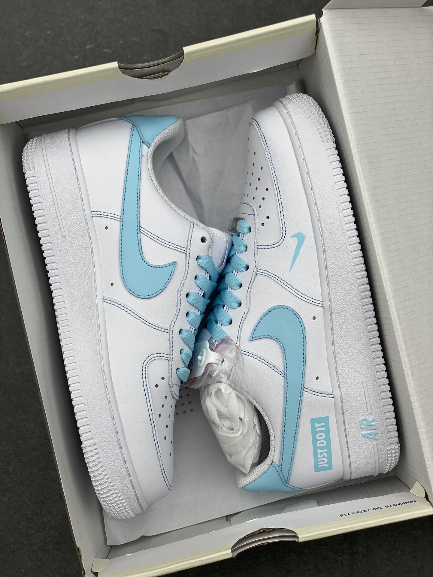 Nike Air Force 1 Low '07 White/Teal, Classic Comfort and Style 10 i1734974484 6871 6