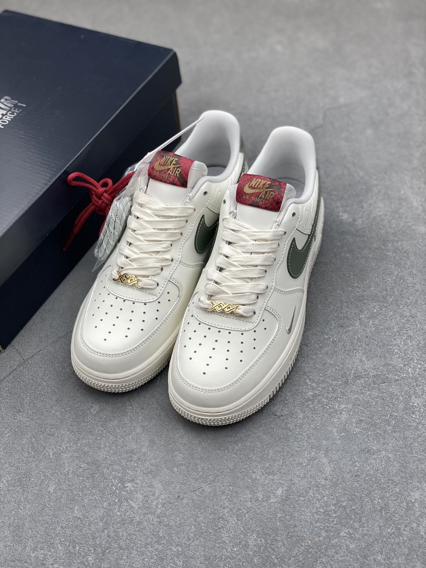 Nike Air Force 1 '07 Low HV5979-130- Authentic Air Force Design 9 i1735057746 8104 2