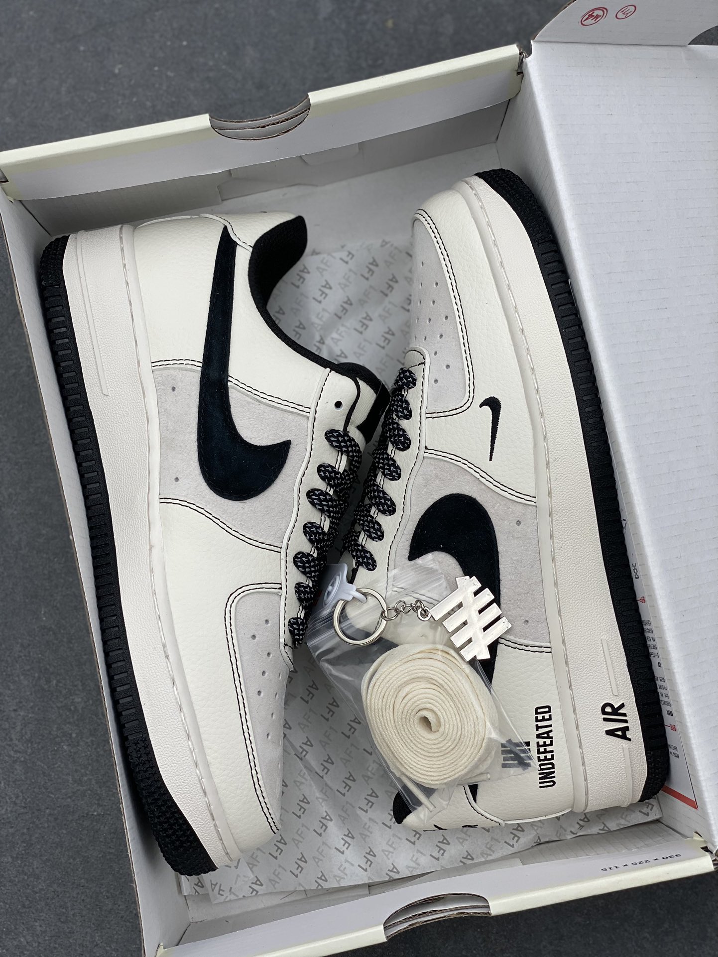Nike Air Force 1 '07 Low UNDEFEATED Collaboration Sneakers 10 i1735058048 1707 7