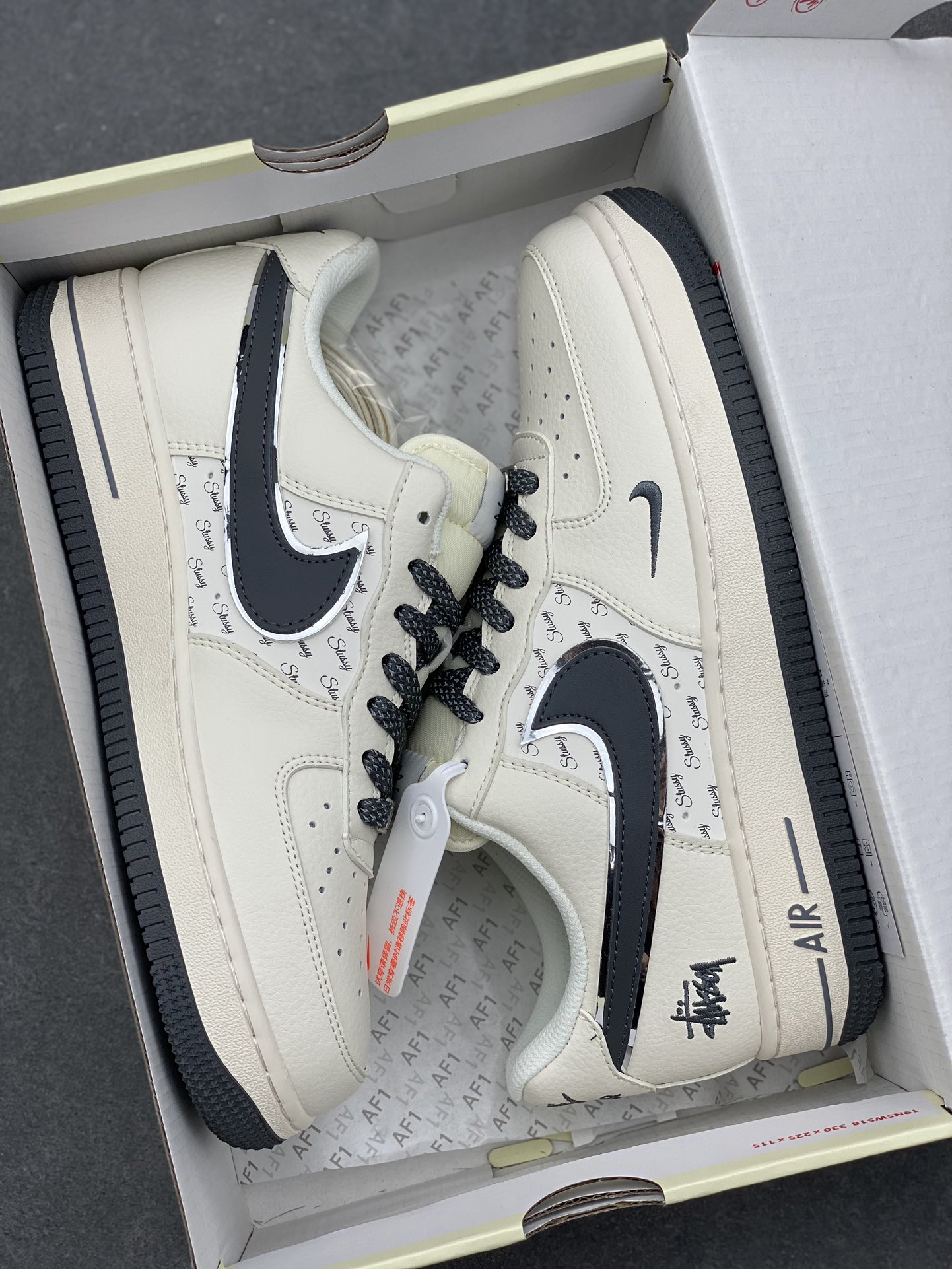 Nike Air Force 1 '07 Low Stussy Collab Sneakers - Limited Edition 10 i1735058127 2438 5