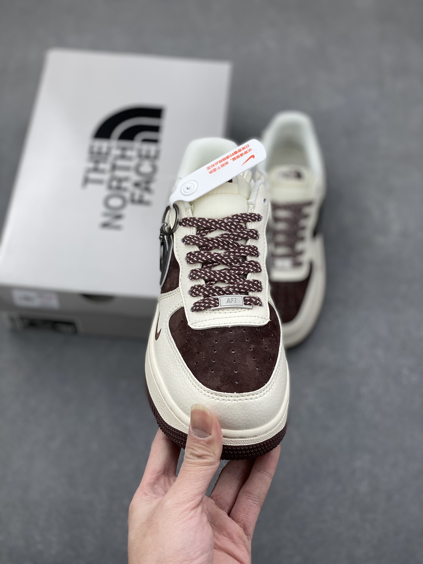 Nike Air Force 1 '07 Low x The North Face Collaboration Sneakers 3 i1735152942 478 0