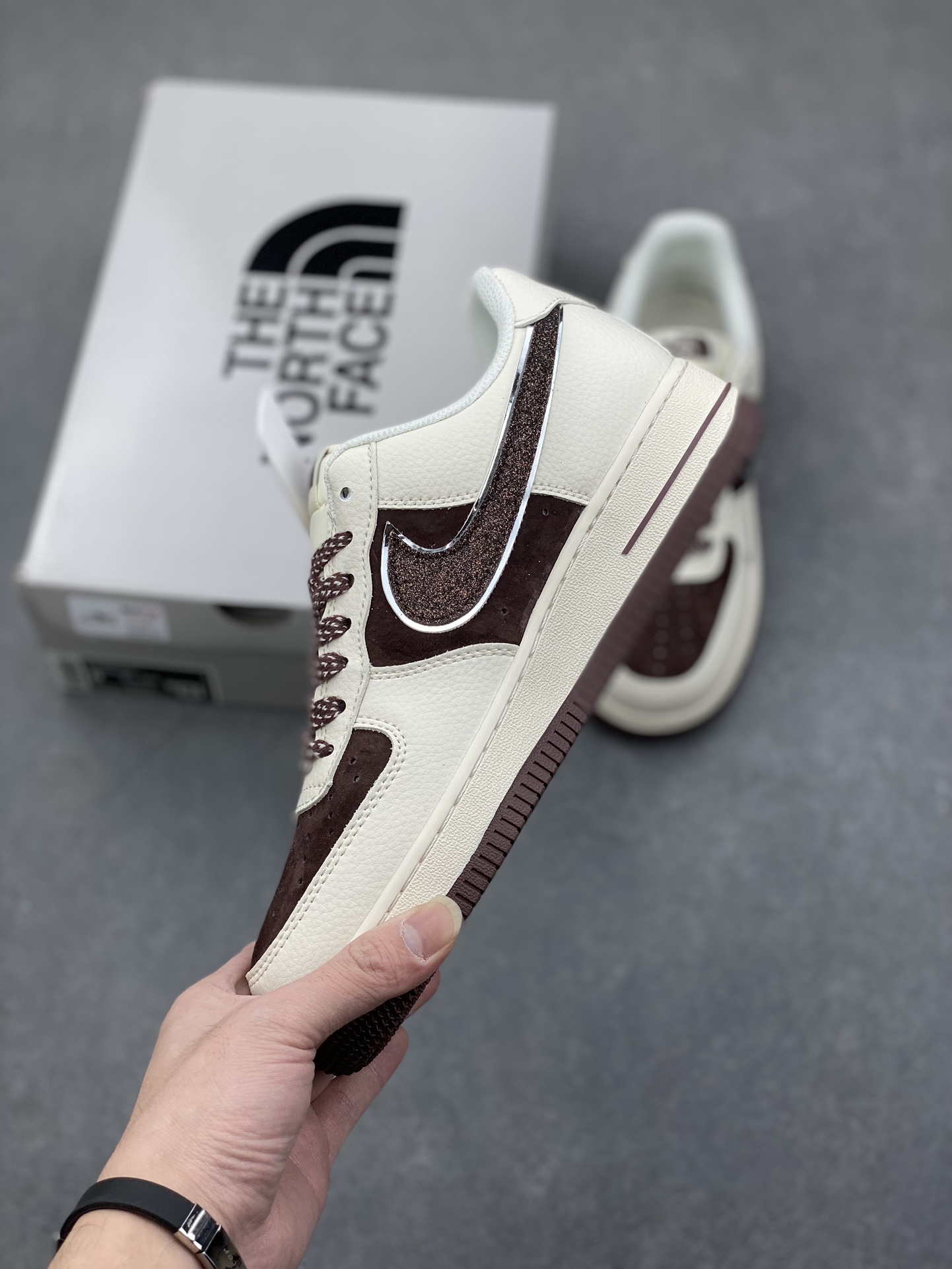 Nike Air Force 1 '07 Low x The North Face Collaboration Sneakers 4 i1735152942 7941 2