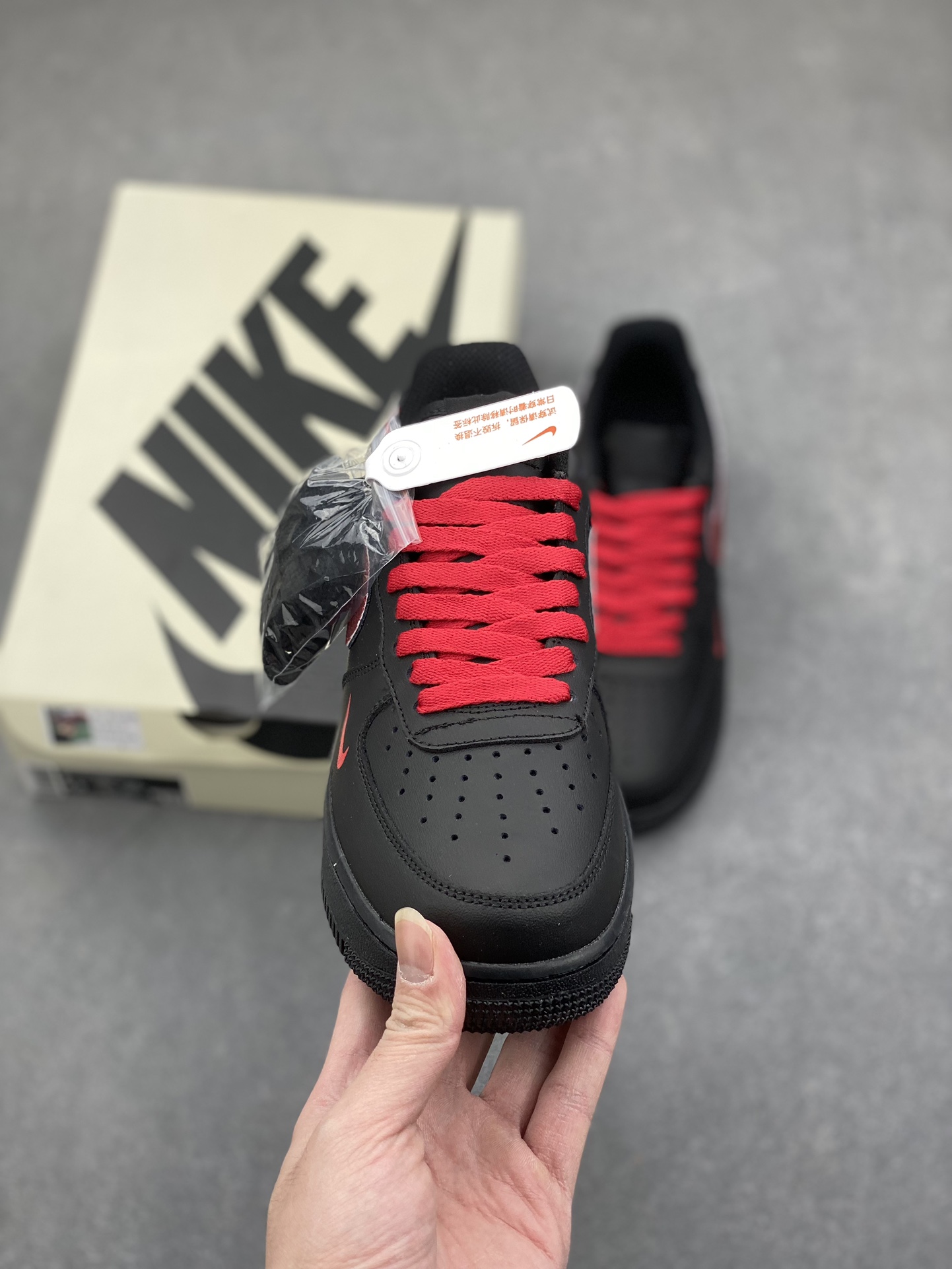 Nike Air Force 1 Low "Just Do It" Black Red Sneakers 3 i1735153051 1737 5