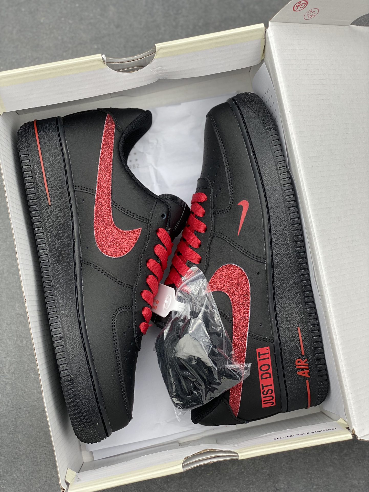 Nike Air Force 1 Low "Just Do It" Black Red Sneakers 10 i1735153051 9614 7