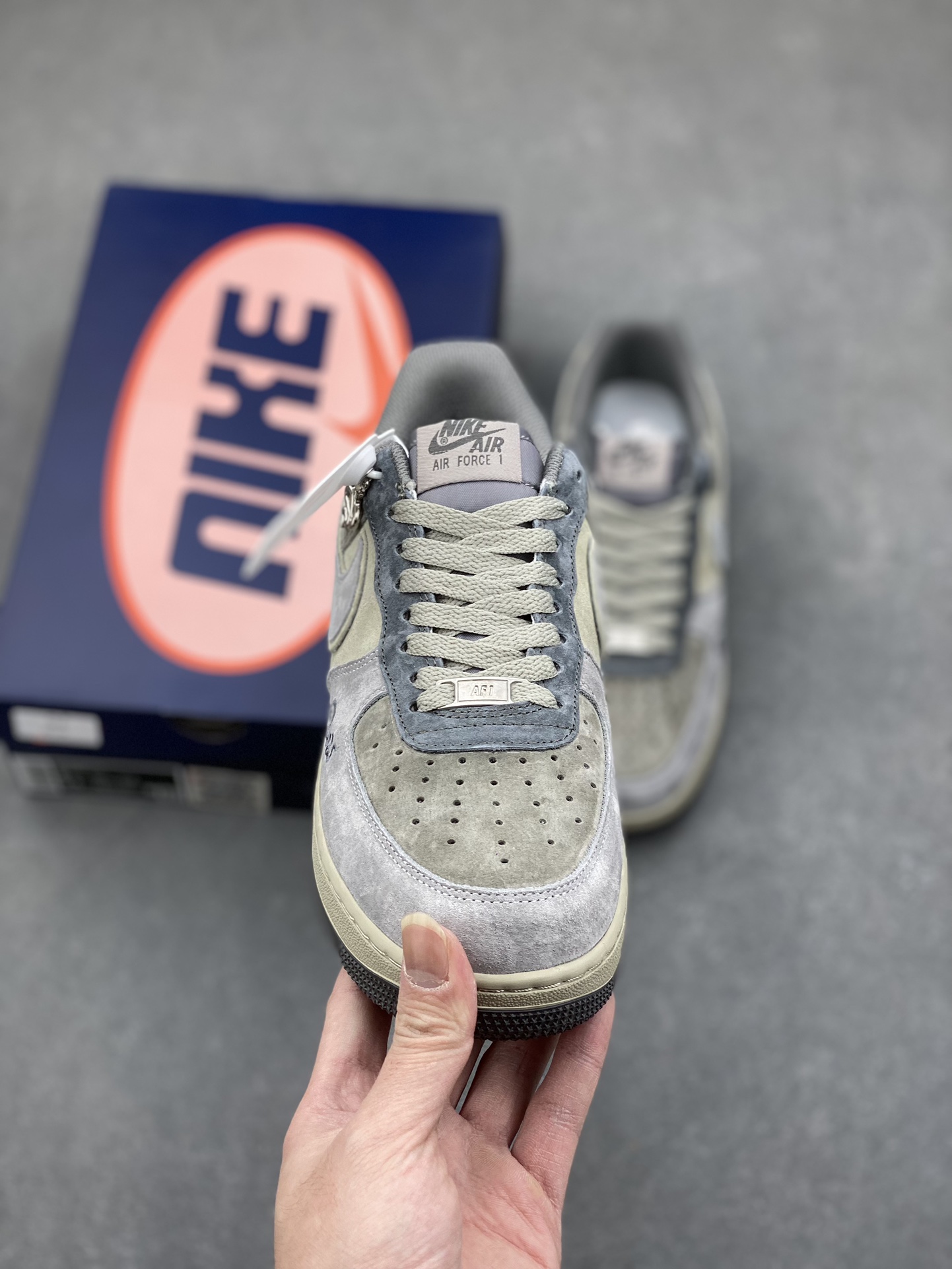 Nike Air Force 1 '07 Low-Top Casual Sneakers - Comfortable & Stylish 3 i1735153276 4608 0