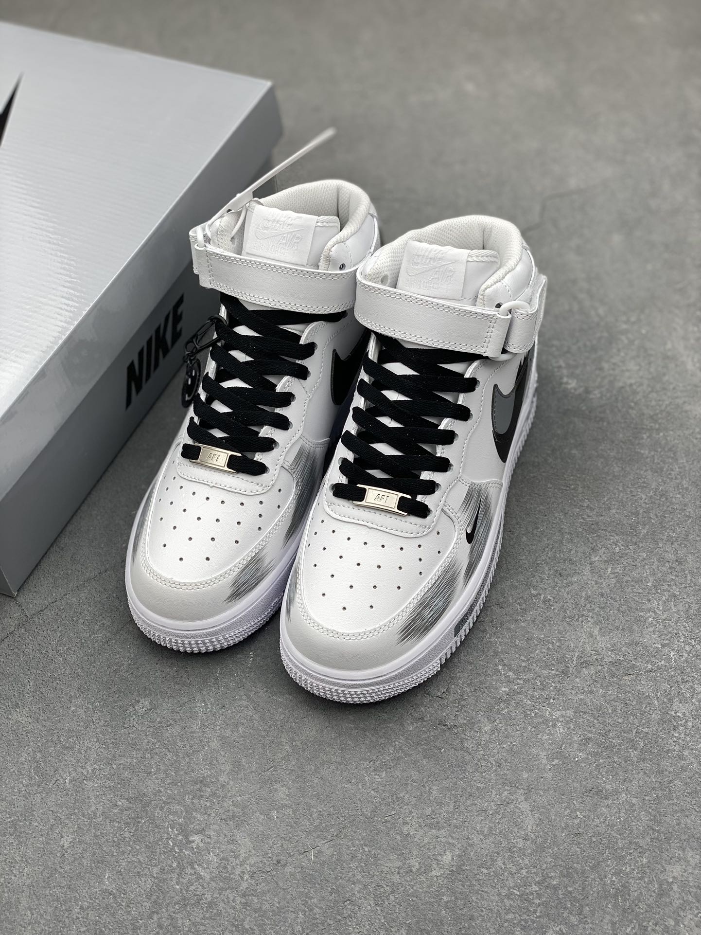Nike Air Force 1 Mid '07 Custom Anime Theme Sneakers - Street Style Shoes 9 i1735153387 5846 4