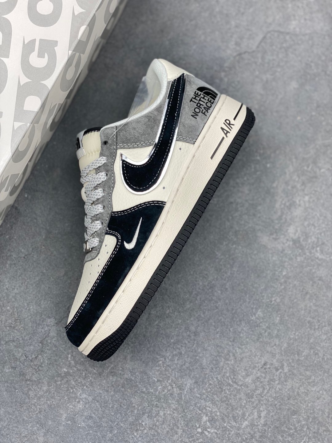 Nike Air Force 1 '07 Low The North Face Black/Grey Limited Edition 8 i1735240646087 8705 0 6
