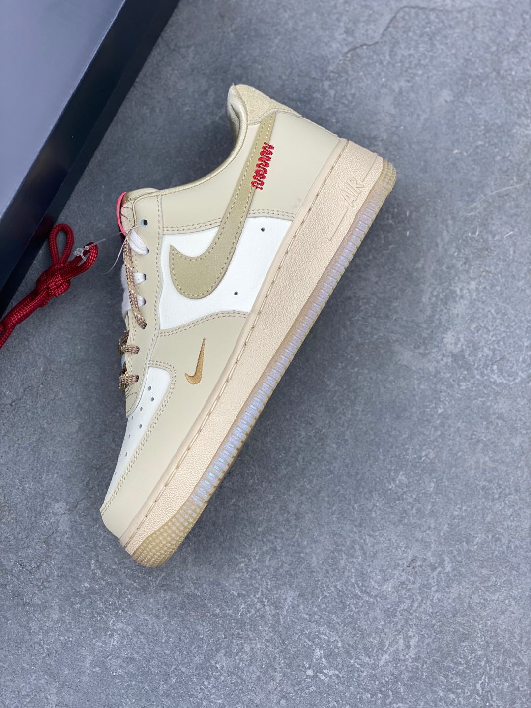 Nike Air Force 1 '07 Low Year of the Snake - Premium Comfort and Style 8 i1735241663793 9795 0 6