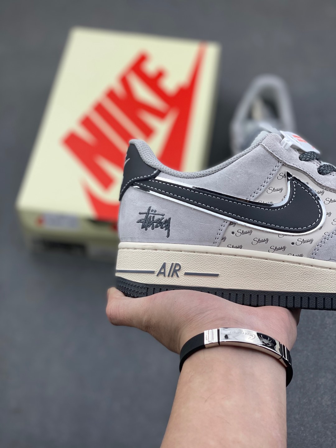 Nike Air Force 1 '07 Low Stussy - Grey Sneakers 6 i1735417008811 1545 0 4