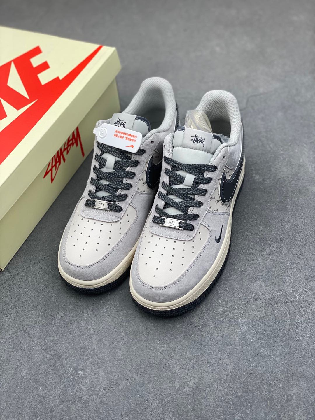 Nike Air Force 1 '07 Low Stussy - Grey Sneakers 9 i1735417009541 1064 0 7