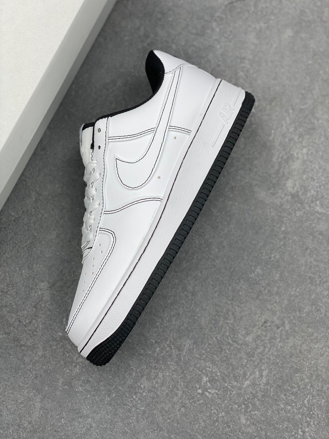 Nike Air Force 1 '07 Low White/Black Stitching Men's Sneakers CV1724-104 8 i1735417613762 1101 0 6