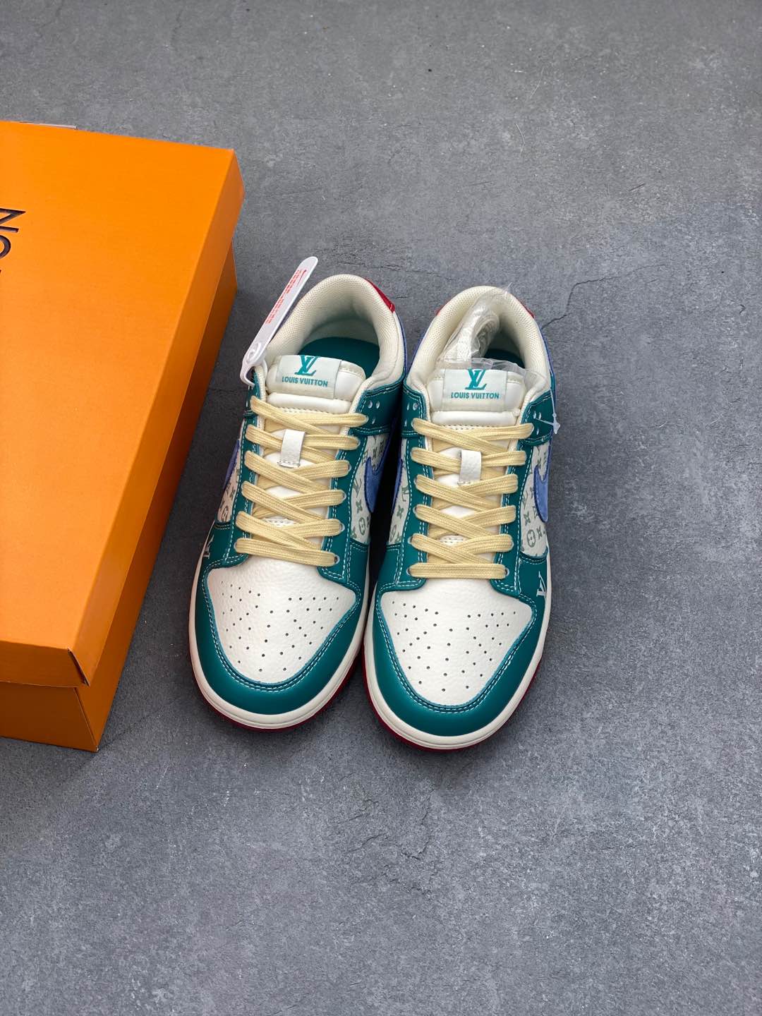 Nike Dunk Low Retro x Louis Vuitton Custom Sneakers - Limited Edition 9 i1735418649071 2643 0 7