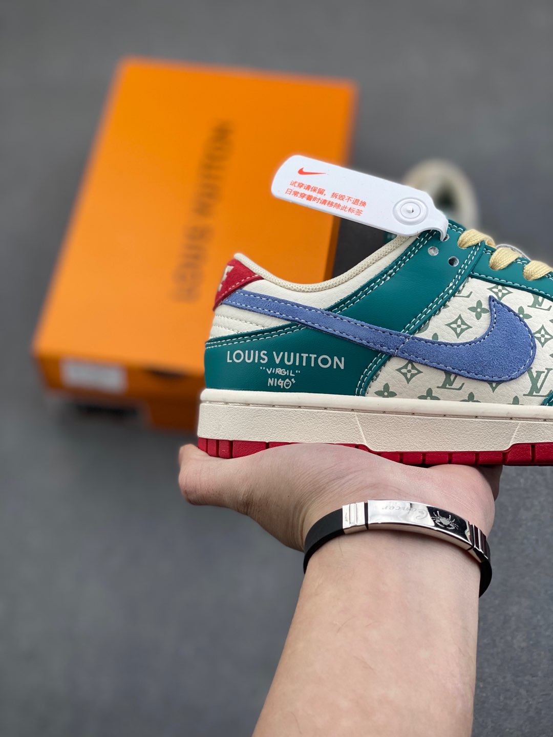 Nike Dunk Low Retro x Louis Vuitton Custom Sneakers - Limited Edition 6 i1735418649627 6660 0 4