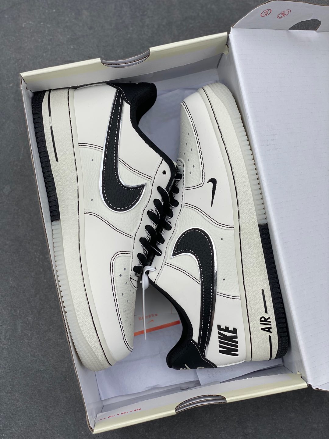 Nike Air Force 1 '07 Low Black Line Sneakers - Limited Edition 10 i1735504042186 756 0 8
