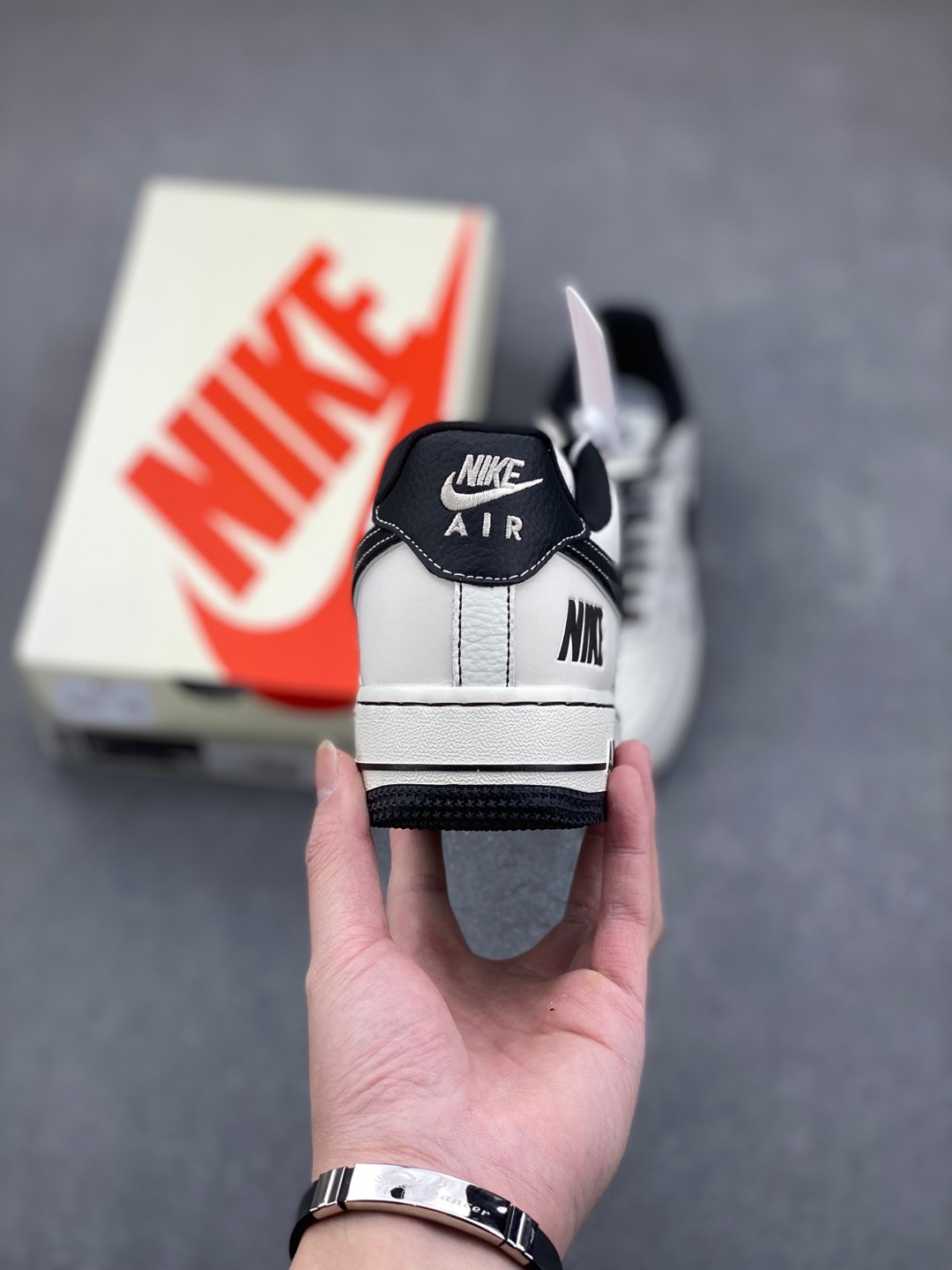 Nike Air Force 1 '07 Low Black Line Sneakers - Limited Edition 5 i1735504042451 9005 0 3