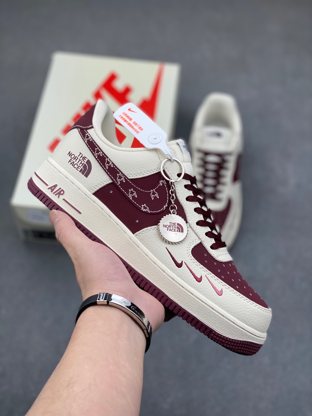 Nike Air Force 1 '07 Low The North Face Wine Red Sneakers 2 i1735504096935 9259 0 0